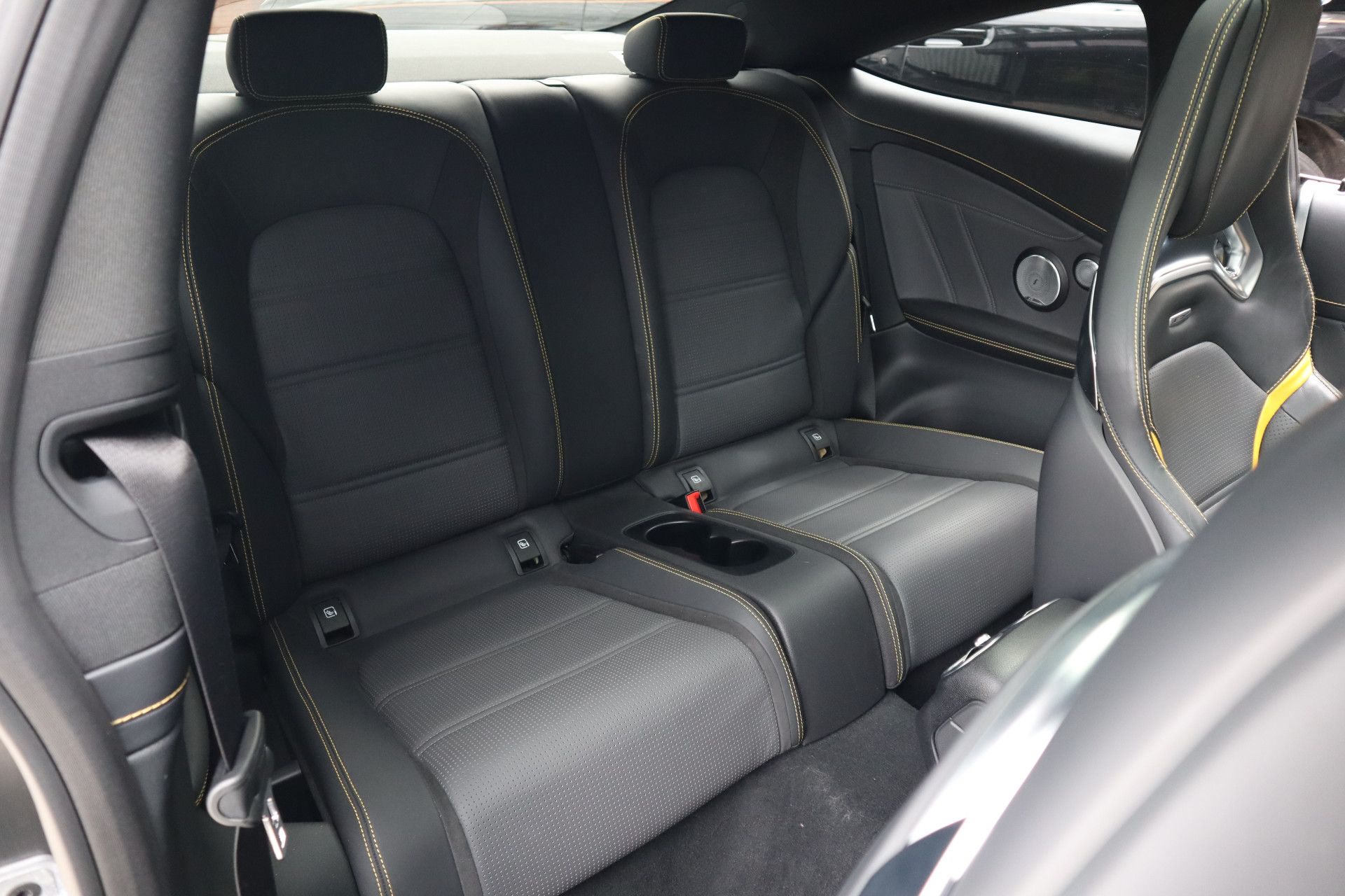 Afbeelding Mercedes-AMG C-Klasse Coupé  63 S Final Edition 1 of 499 | Keramisch, Carbon in/ex, Performance-stoelen, Rij-ass. Plus pakket, Burmester, Pano, Driver's Package