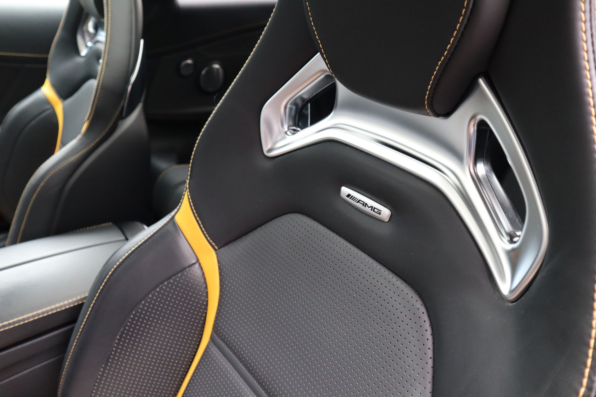 Afbeelding Mercedes-AMG C-Klasse Coupé  63 S Final Edition 1 of 499 | Keramisch, Carbon in/ex, Performance-stoelen, Rij-ass. Plus pakket, Burmester, Pano, Driver's Package