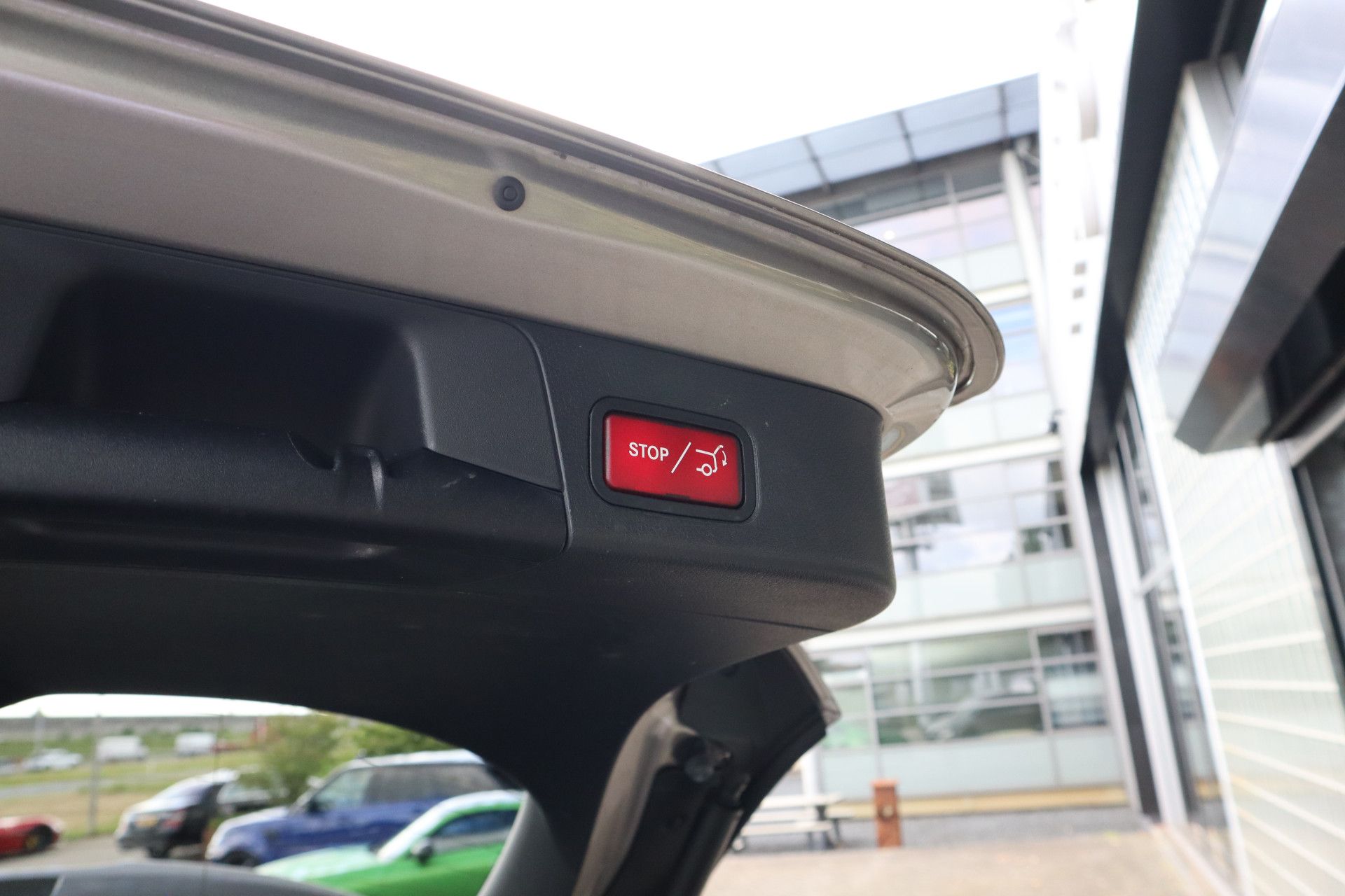 Afbeelding Mercedes-Benz B-Klasse 200 Business Solution AMG Panoramadak, Camera, Apple Carplay, Cruisecontrol, Nightpakket