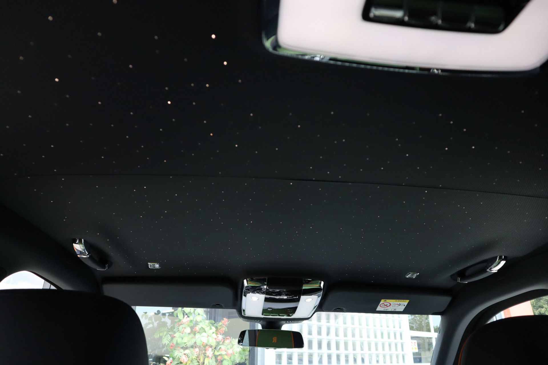 Afbeelding Rolls-Royce Cullinan BLACK BADGE 6.75 V12 Fu-Shion | Sterrenhemel, Bespoke Audio, Nachtzichtcamera, Massage, Entertainment, Trekhaak, TV