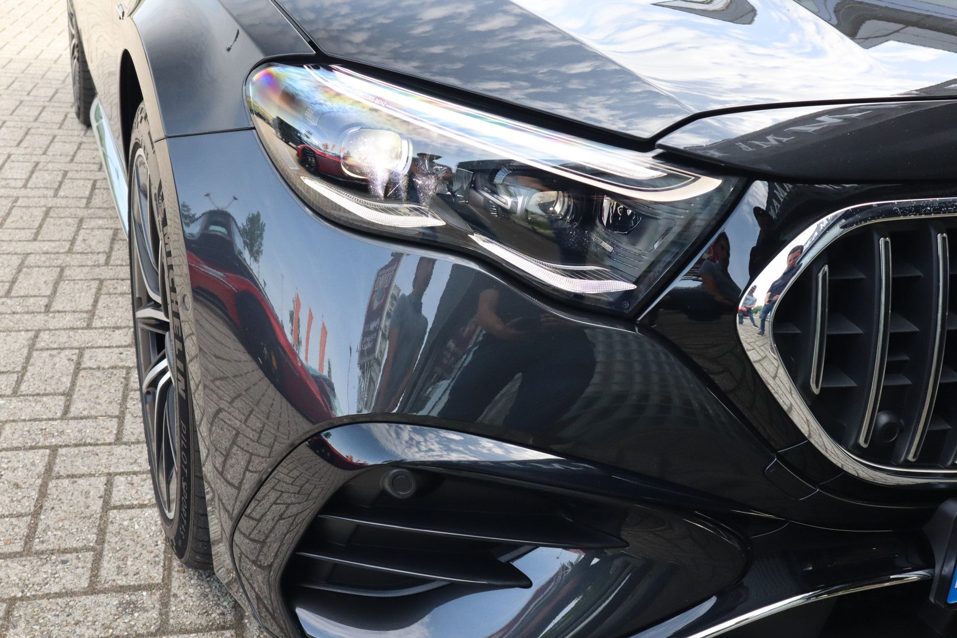 Afbeelding Mercedes-AMG E-Klasse Estate  53 Hybrid 4MATIC+ | Pano, Distronic, Apple Carplay, Trekhaak, 360 Camera, Memory, Stoelverw., Stuurverw.