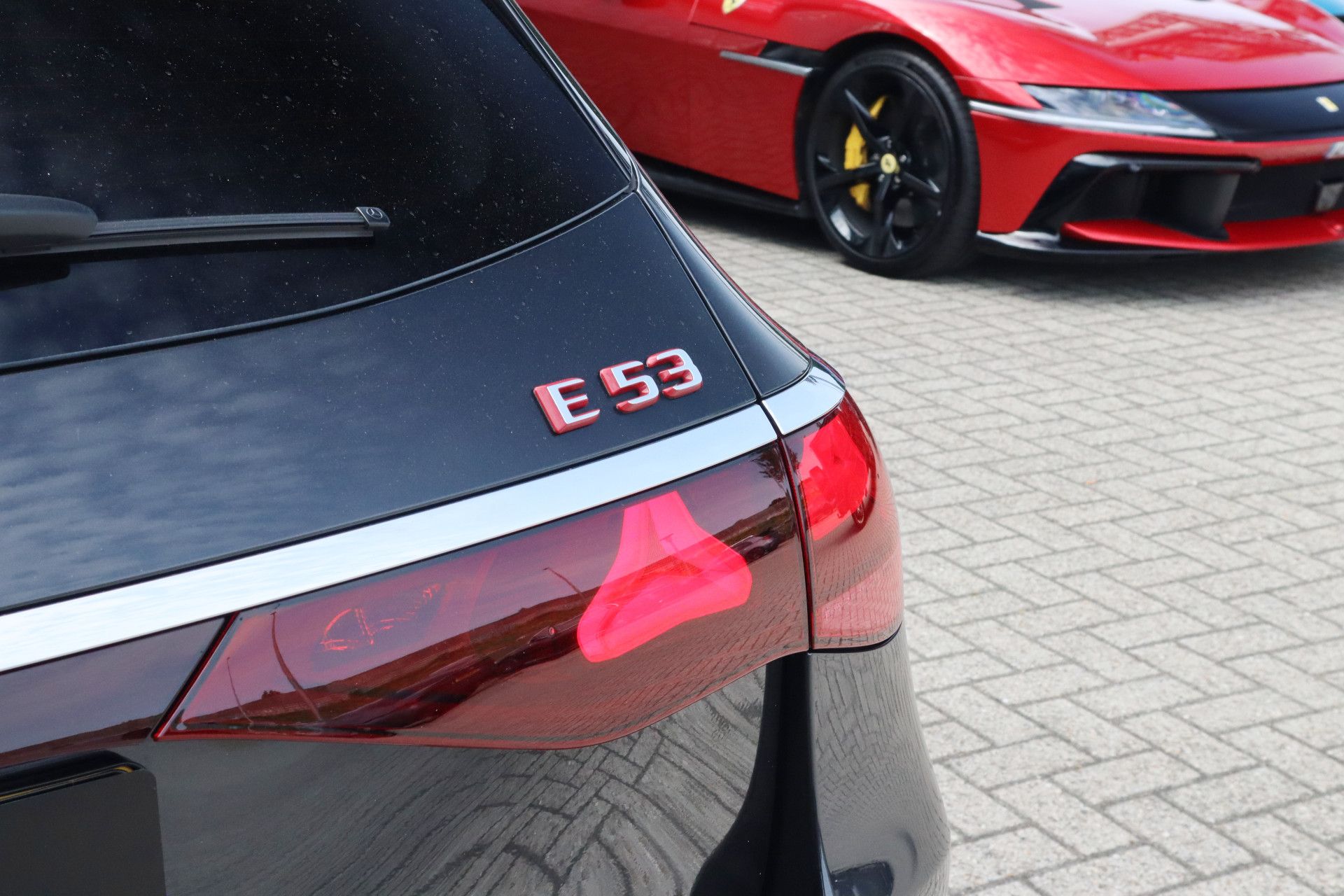 Afbeelding Mercedes-AMG E-Klasse Estate  53 Hybrid 4MATIC+ | Pano, Distronic, Apple Carplay, Trekhaak, 360 Camera, Memory, Stoelverw., Stuurverw.