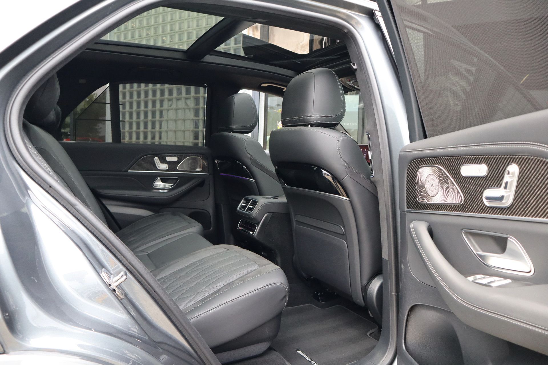 Afbeelding Mercedes-AMG GLE  63 S 4MATIC+ | BRABUS 700, Keramisch, Carbon int., Leder Exclusief, Rij-ass. Plus pakket, Zitklima, Stuurverwarming, Pano, Driver's Package, Trekhaak, Standkachel