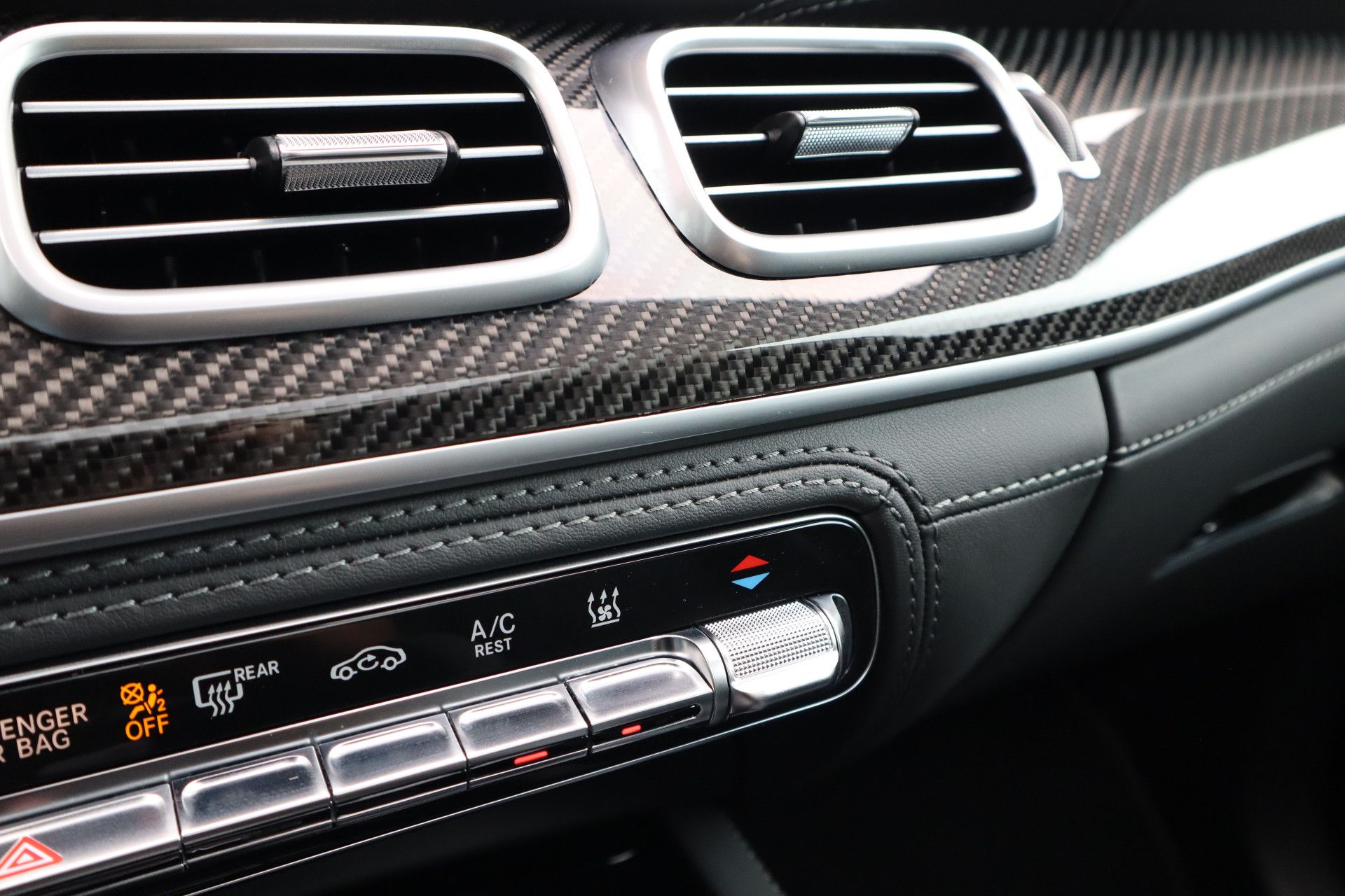 Afbeelding Mercedes-AMG GLE  63 S 4MATIC+ | BRABUS 700, Keramisch, Carbon int., Leder Exclusief, Rij-ass. Plus pakket, Zitklima, Stuurverwarming, Pano, Driver's Package, Trekhaak, Standkachel