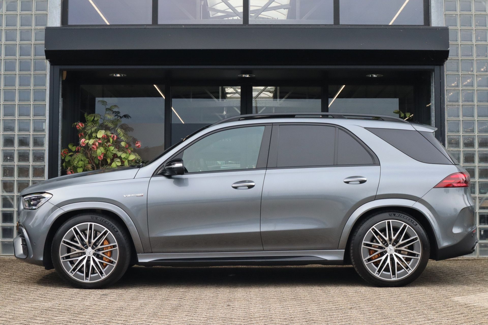 Afbeelding Mercedes-AMG GLE  63 S 4MATIC+ | BRABUS 700, Keramisch, Carbon int., Leder Exclusief, Rij-ass. Plus pakket, Zitklima, Stuurverwarming, Pano, Driver's Package, Trekhaak, Standkachel
