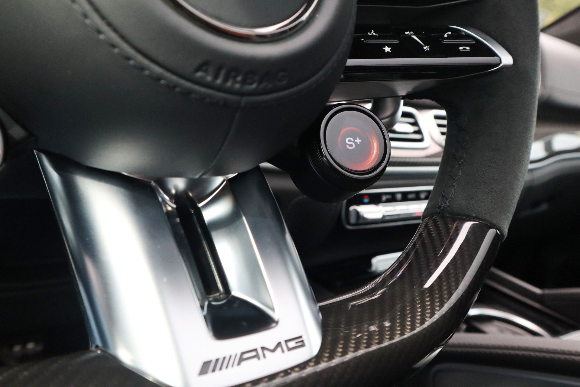 Afbeelding Mercedes-AMG GLE  63 S 4MATIC+ | BRABUS 700, Keramisch, Carbon int., Leder Exclusief, Rij-ass. Plus pakket, Zitklima, Stuurverwarming, Pano, Driver's Package, Trekhaak, Standkachel