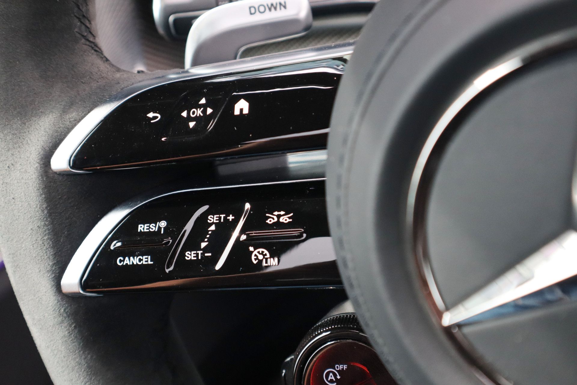 Afbeelding Mercedes-AMG GLE  63 S 4MATIC+ | BRABUS 700, Keramisch, Carbon int., Leder Exclusief, Rij-ass. Plus pakket, Zitklima, Stuurverwarming, Pano, Driver's Package, Trekhaak, Standkachel