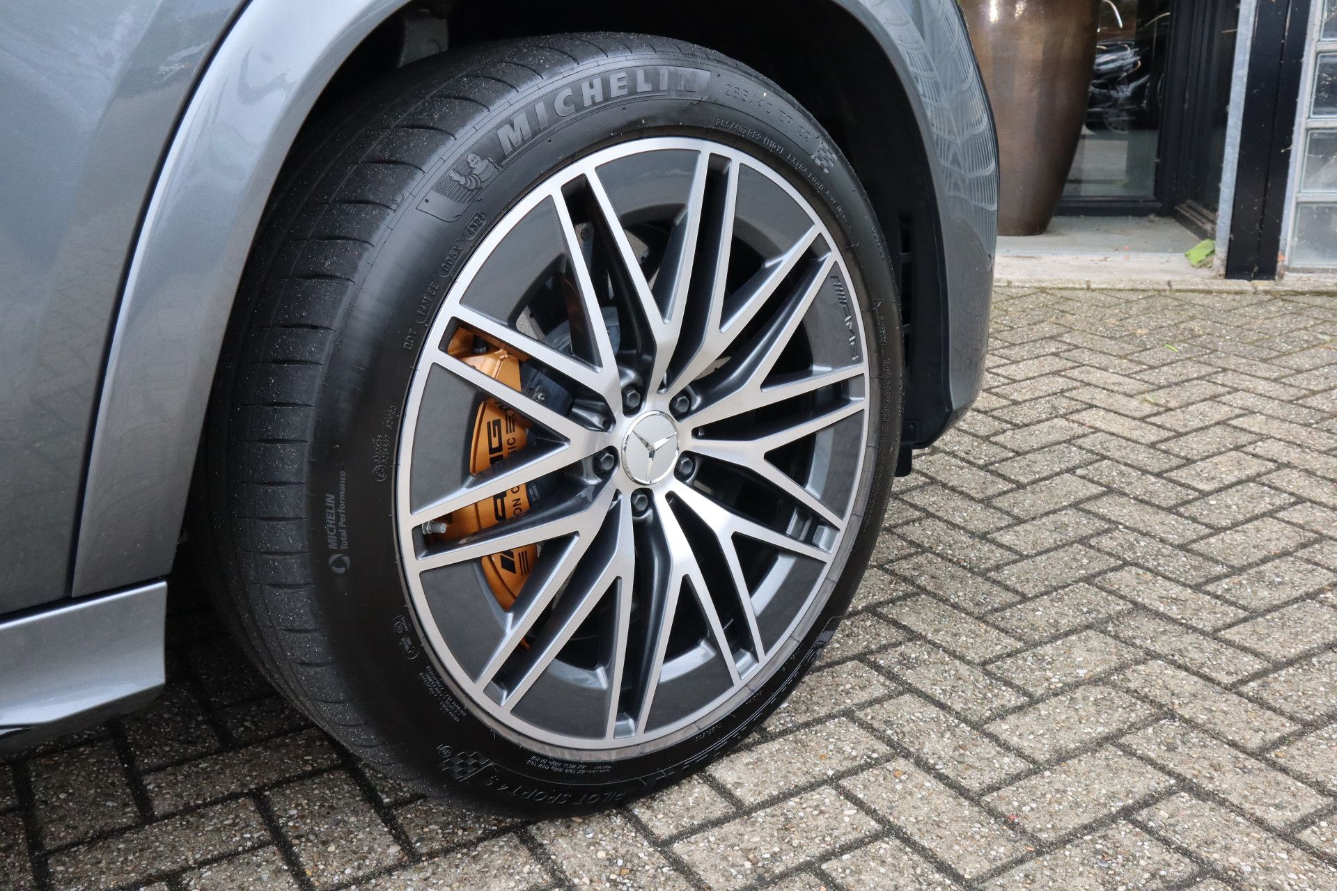 Afbeelding Mercedes-AMG GLE  63 S 4MATIC+ | BRABUS 700, Keramisch, Carbon int., Leder Exclusief, Rij-ass. Plus pakket, Zitklima, Stuurverwarming, Pano, Driver's Package, Trekhaak, Standkachel