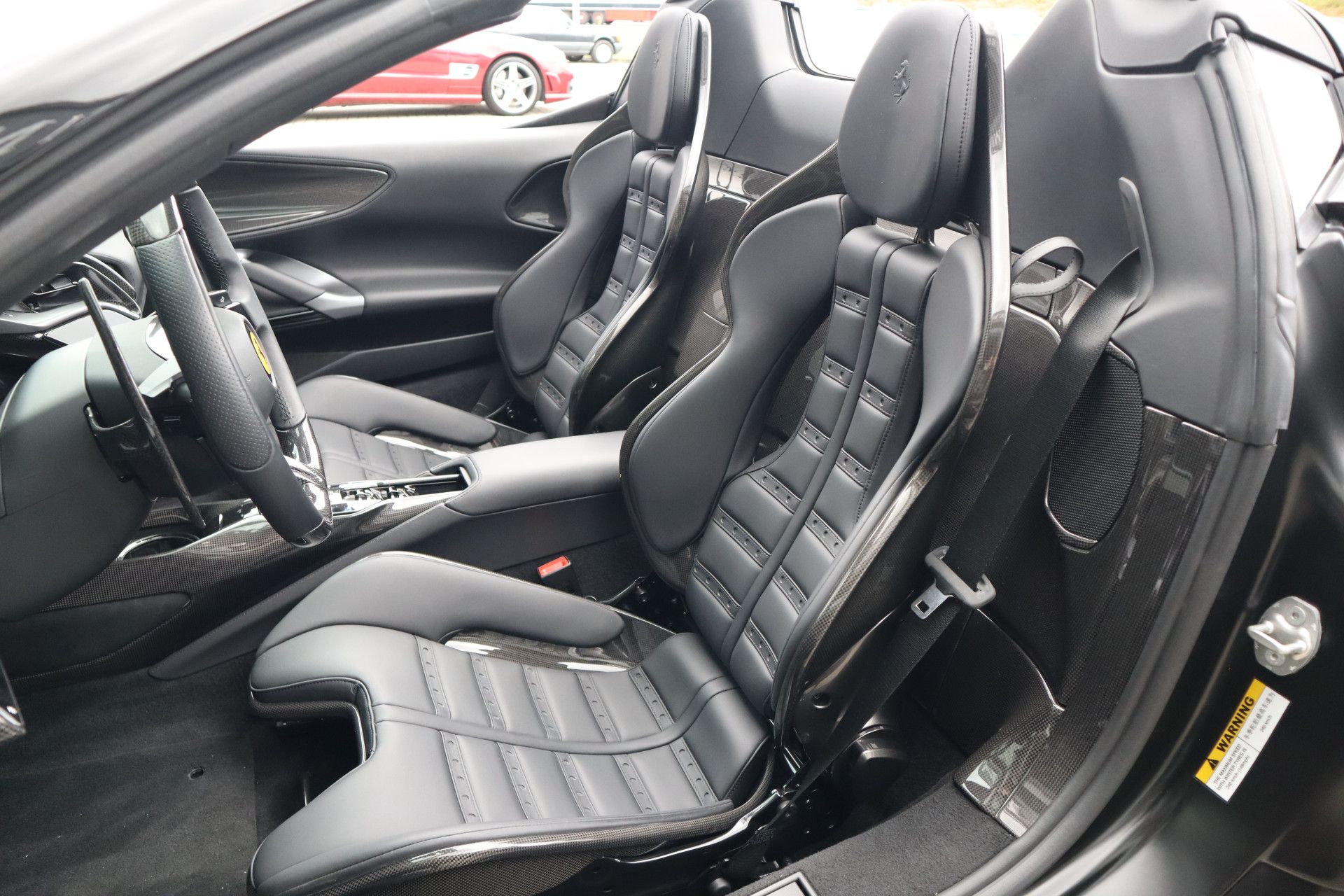 Afbeelding Ferrari SF90 Spider 4.0 V8 | Novitec-uitlaat, Carbon in/ex, Lift, Pass. display, Carbon daytona racestoelen, JBL, Camera, Wrap matzwart