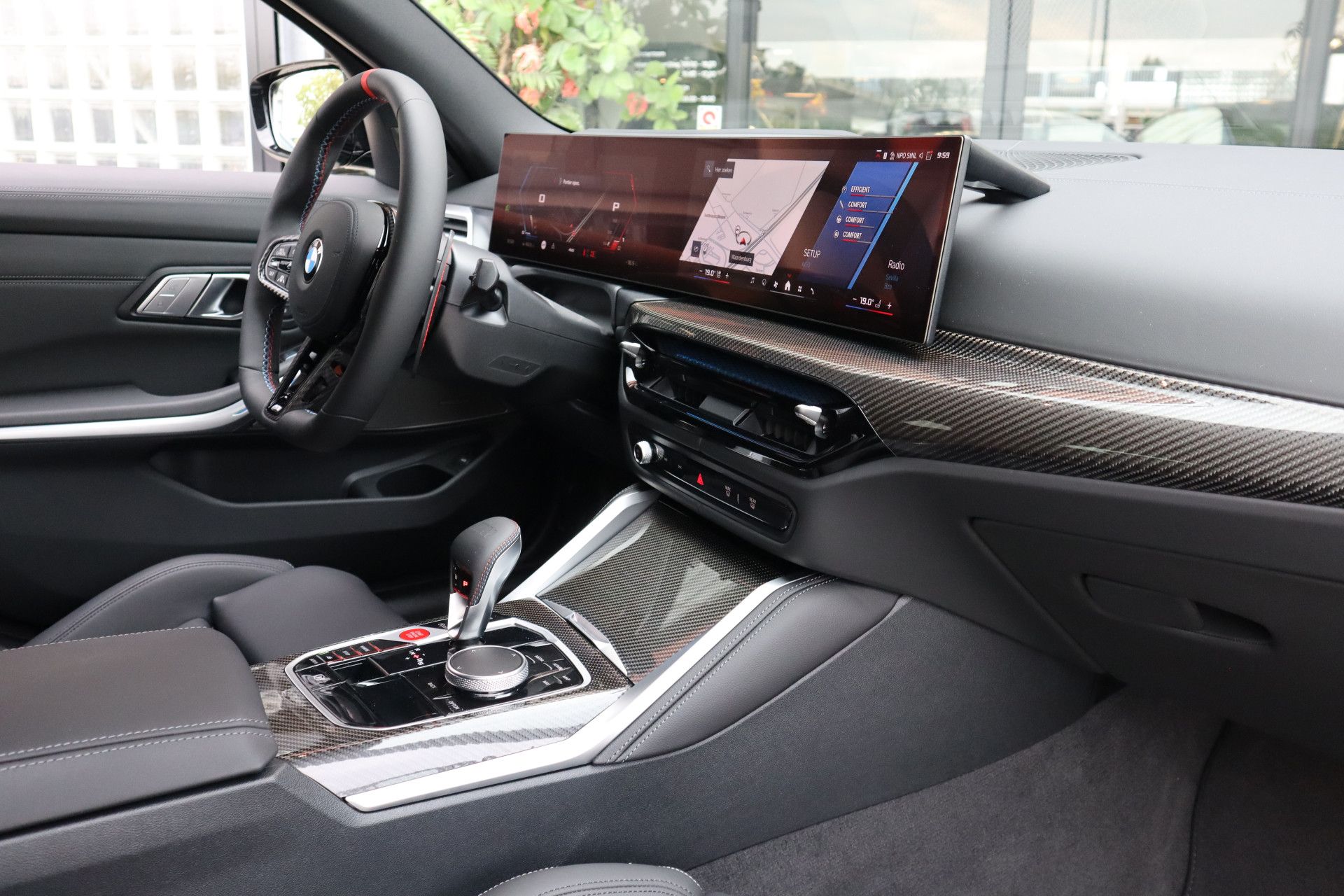 Afbeelding BMW M3 Touring xDrive Competition | Facelift, Goodwood Grün, Carbon int., M Driver's Package, Driving Assistant Professional, Harman/Kardon, Zitklima, Stuurverwarming
