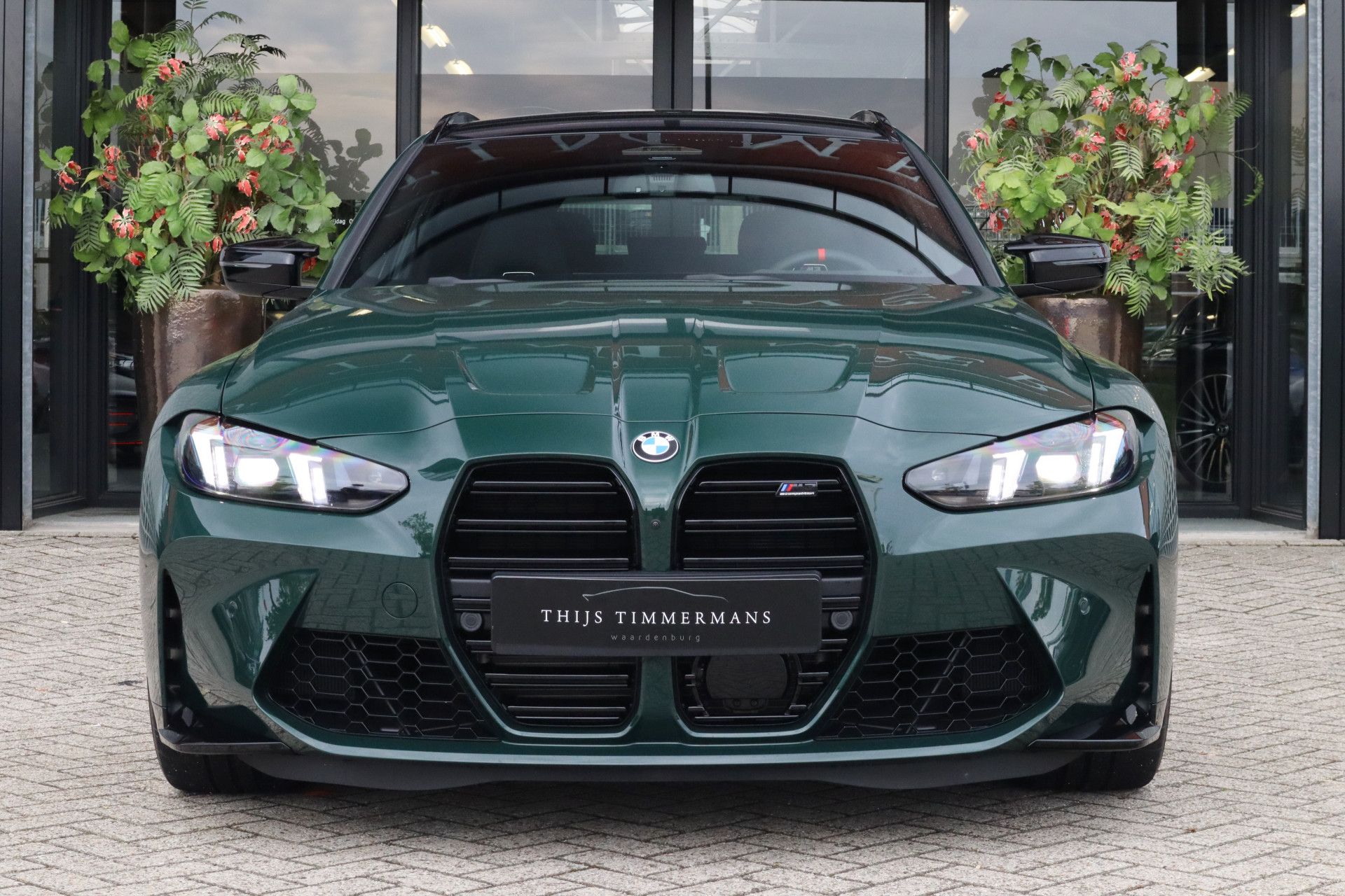 Afbeelding BMW M3 Touring xDrive Competition | Facelift, Goodwood Grün, Carbon int., M Driver's Package, Driving Assistant Professional, Harman/Kardon, Zitklima, Stuurverwarming