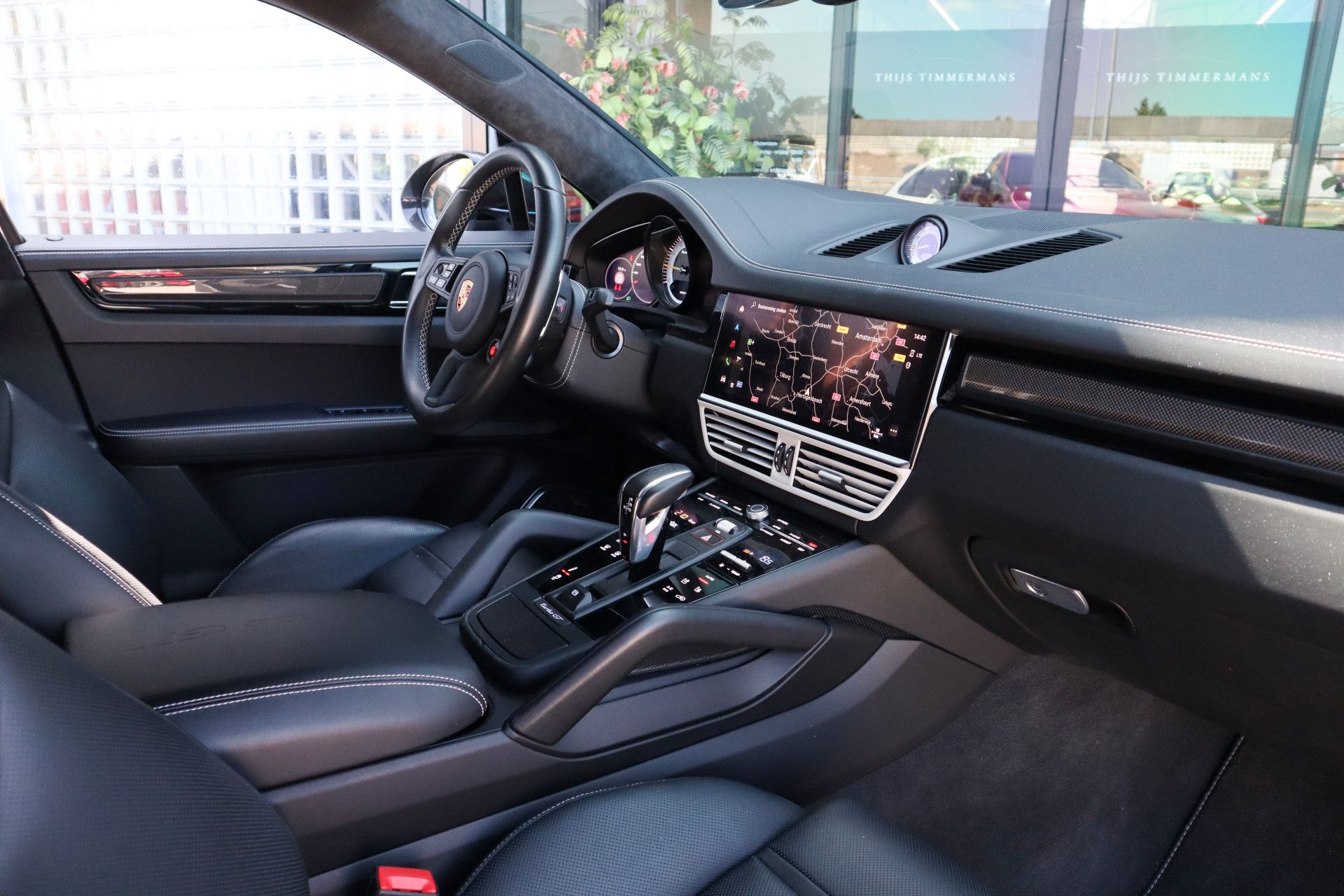 Afbeelding Porsche Cayenne Coupé 4.0 Turbo GT Keramisch, Carbon, Akrapovic, Zitklima, PDCC, 