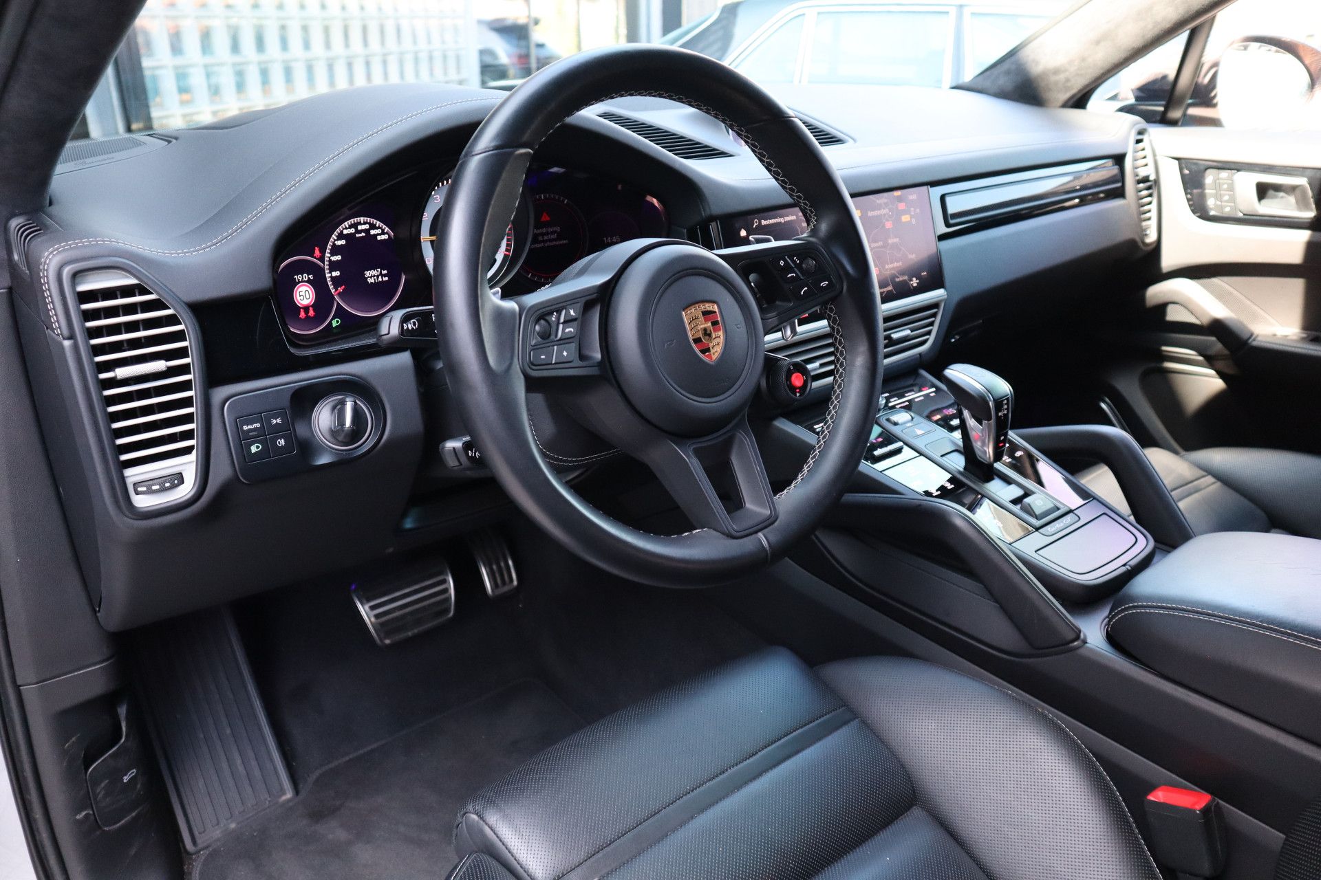 Afbeelding Porsche Cayenne Coupé 4.0 Turbo GT Keramisch, Carbon, Akrapovic, Zitklima, PDCC, 