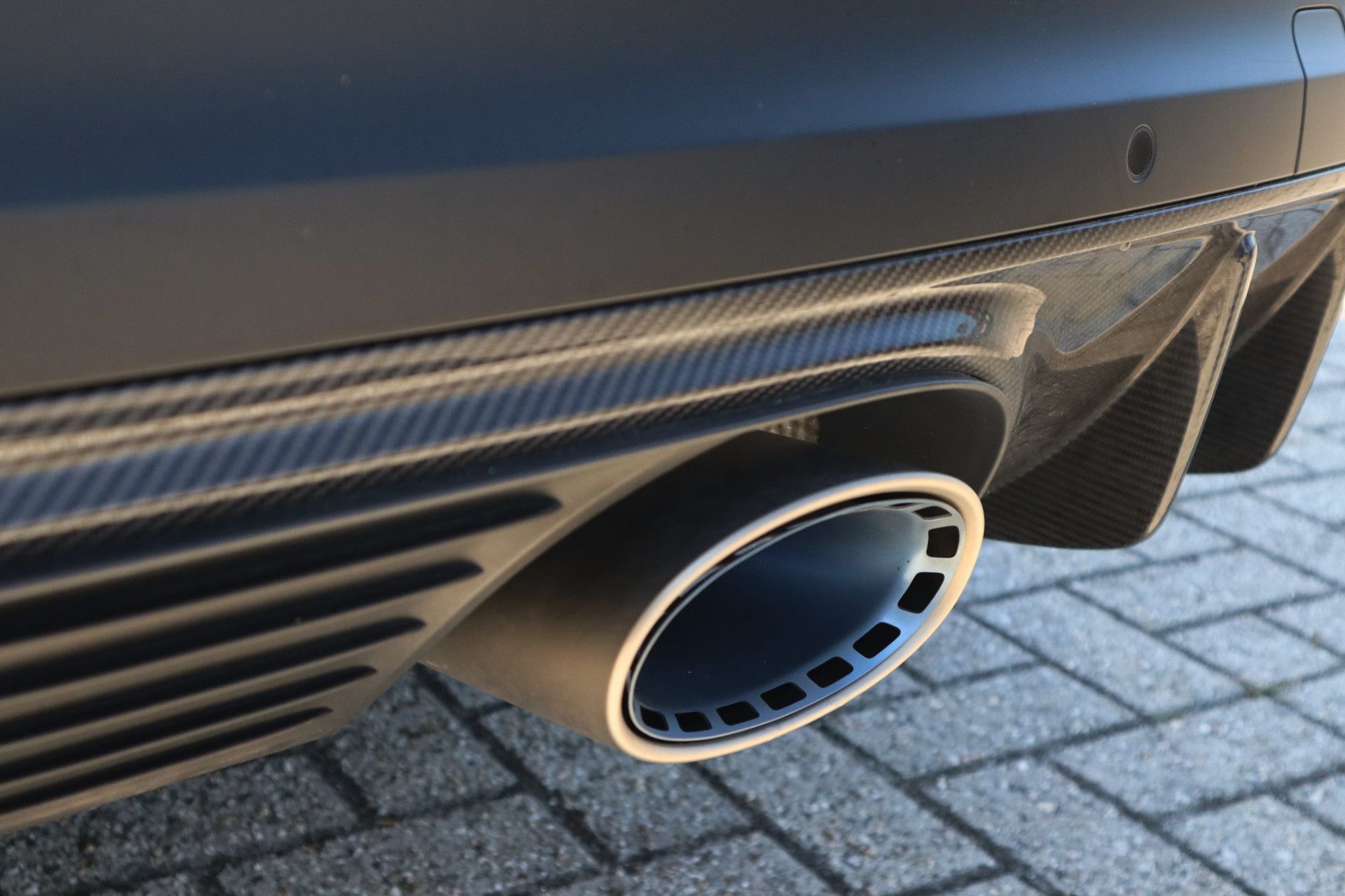 Afbeelding Porsche Cayenne Coupé 4.0 Turbo GT Keramisch, Carbon, Akrapovic, Zitklima, PDCC, 