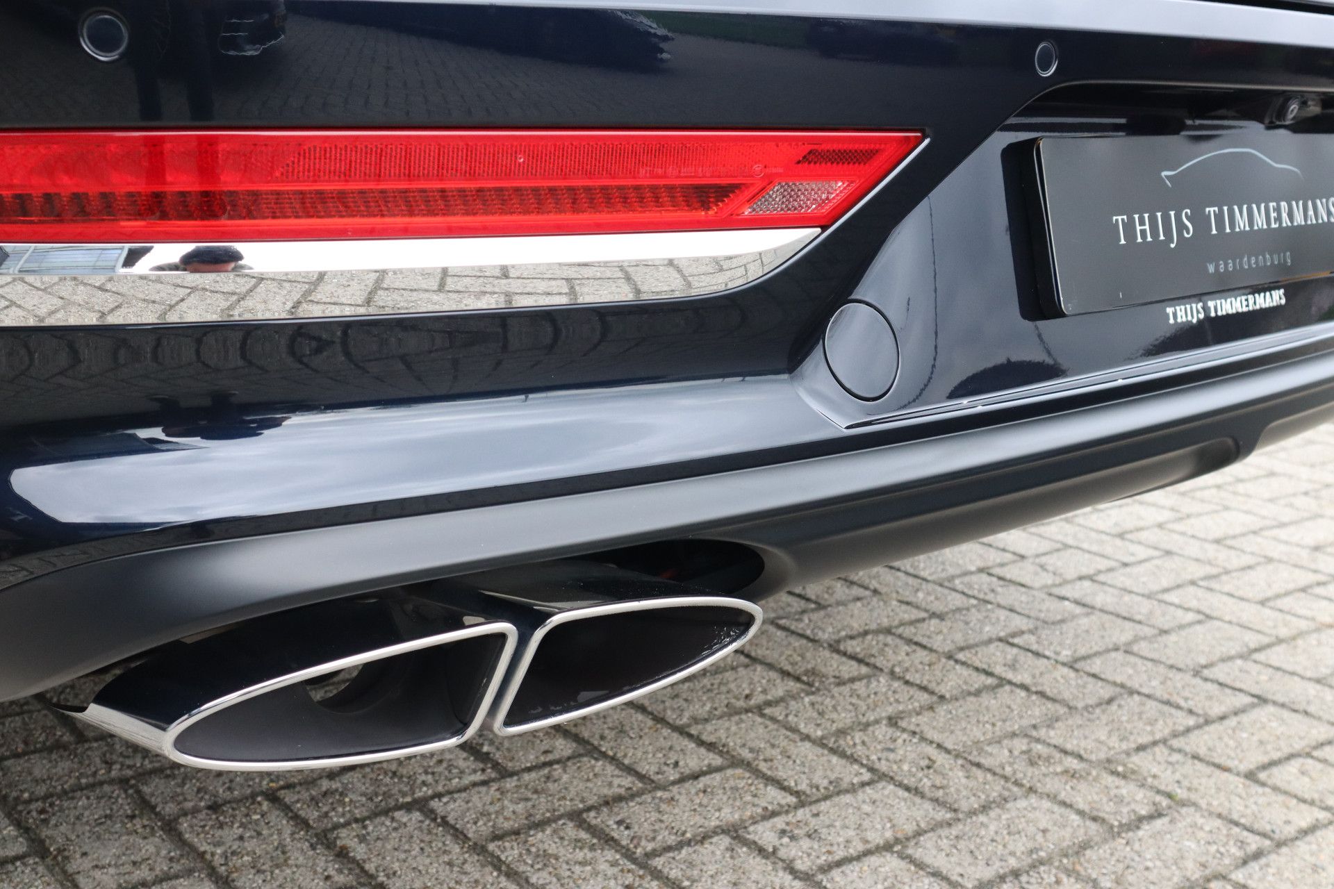 Afbeelding Bentley Bentayga 4.0 V8 Azure | Mulliner, Naim Audio, Massage, Nachtzicht, Pano, Zitklima, Stuurverwarming, Zonweringspakket, Nachtzicht