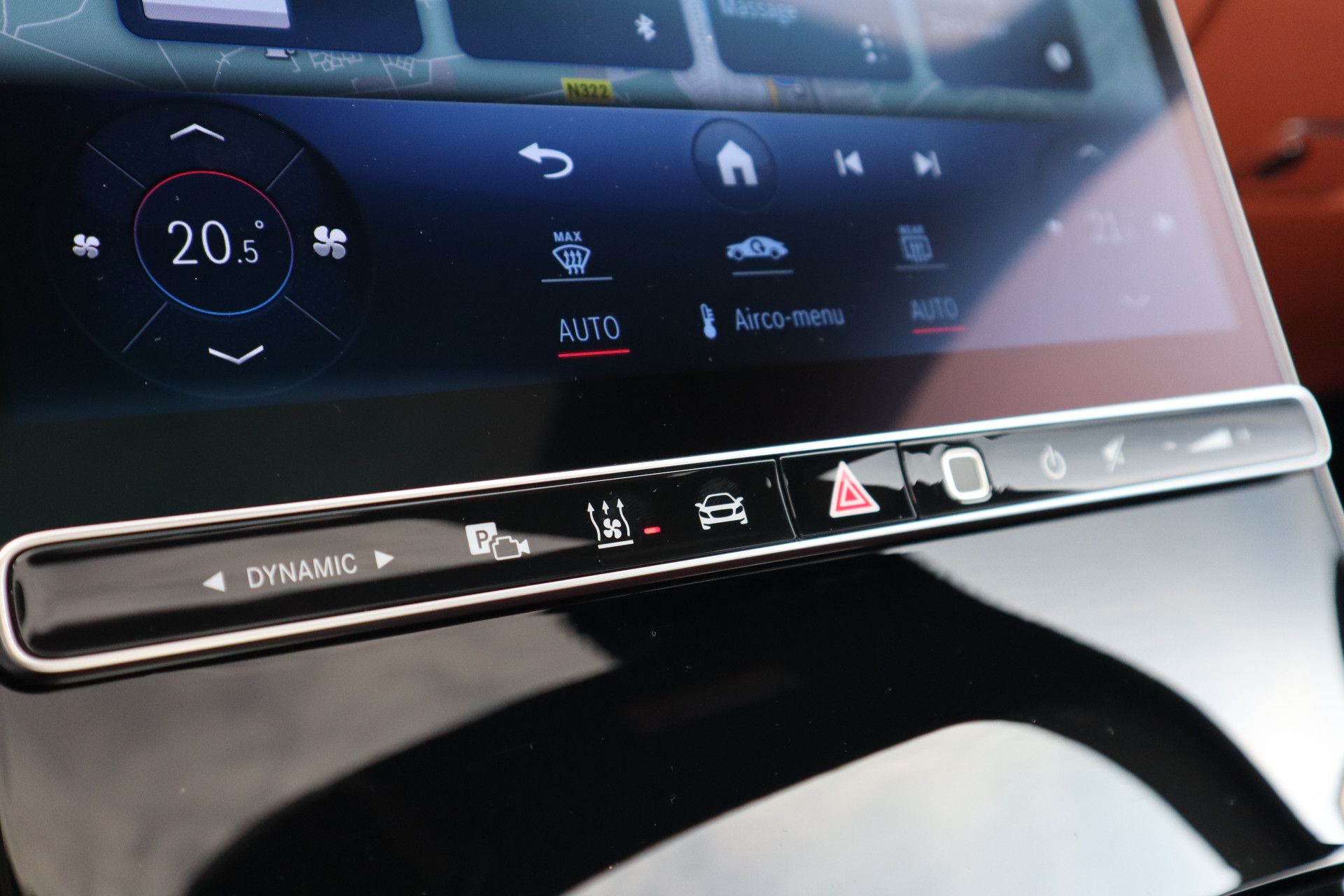 Afbeelding Mercedes-Benz S-Klasse 450 d 4MATIC | AMG-Line, 21 inch, Rij-assistentie Plus pakket, Massagestoelen, Warmtecomfortpakket, Standkachel, Panoramadak, Digital Light