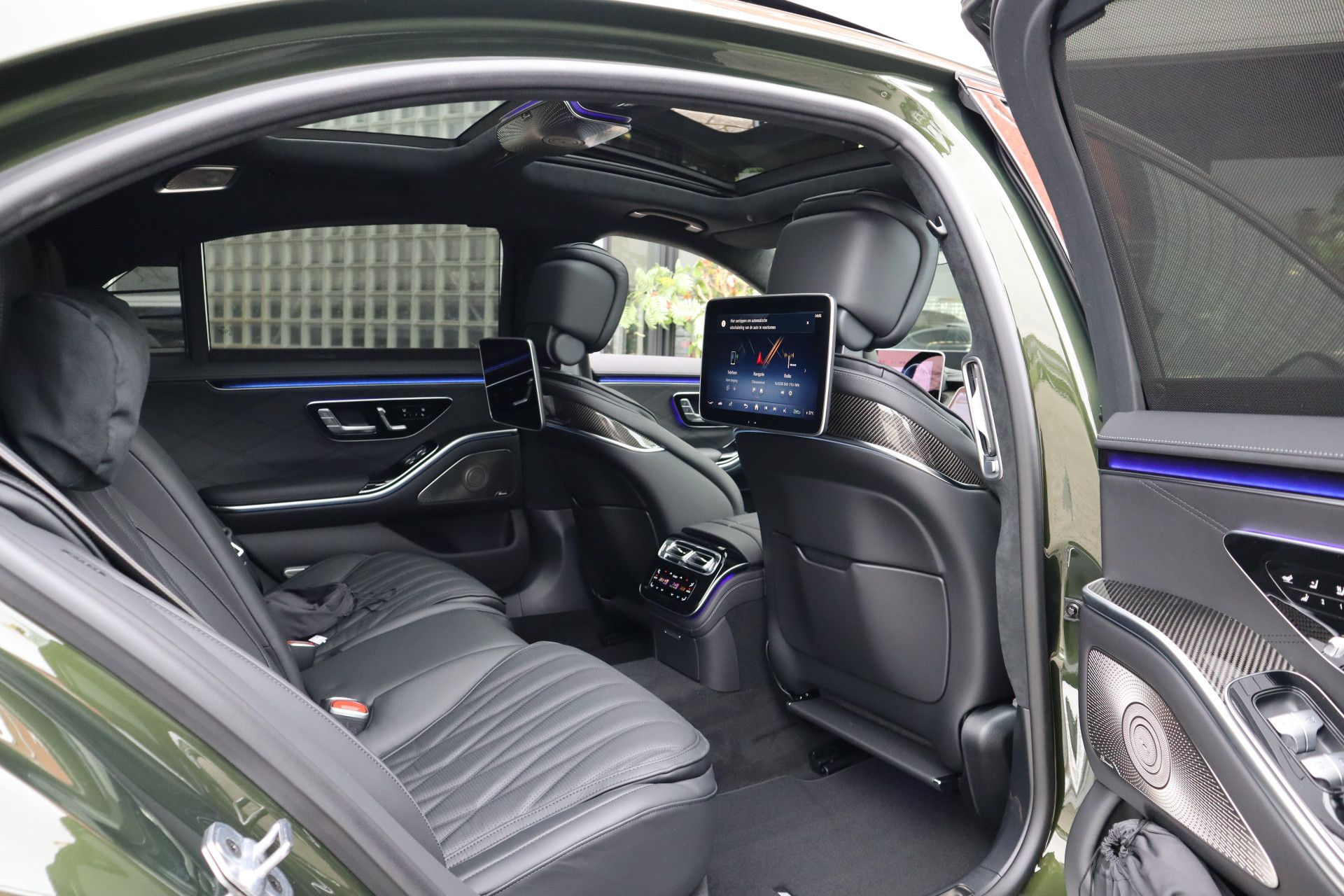 Afbeelding Mercedes-AMG S-Klasse  63 S E Performance | Keramisch, Burmester High End 4D, Carbon in/ex, Entertainment, Massage, Rij-ass. Plus pakket, Leder Exclusief, Driver's Package, Zitklima	