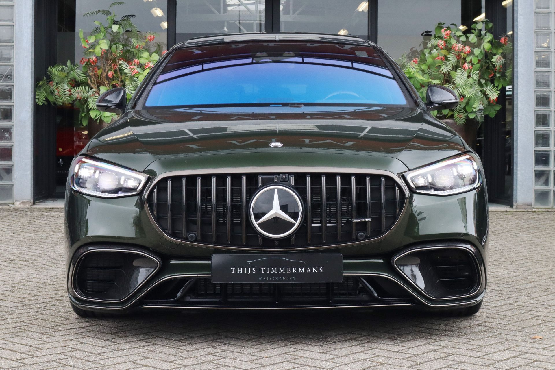 Afbeelding Mercedes-AMG S-Klasse  63 S E Performance | Keramisch, Burmester High End 4D, Carbon in/ex, Entertainment, Massage, Rij-ass. Plus pakket, Leder Exclusief, Driver's Package, Zitklima	