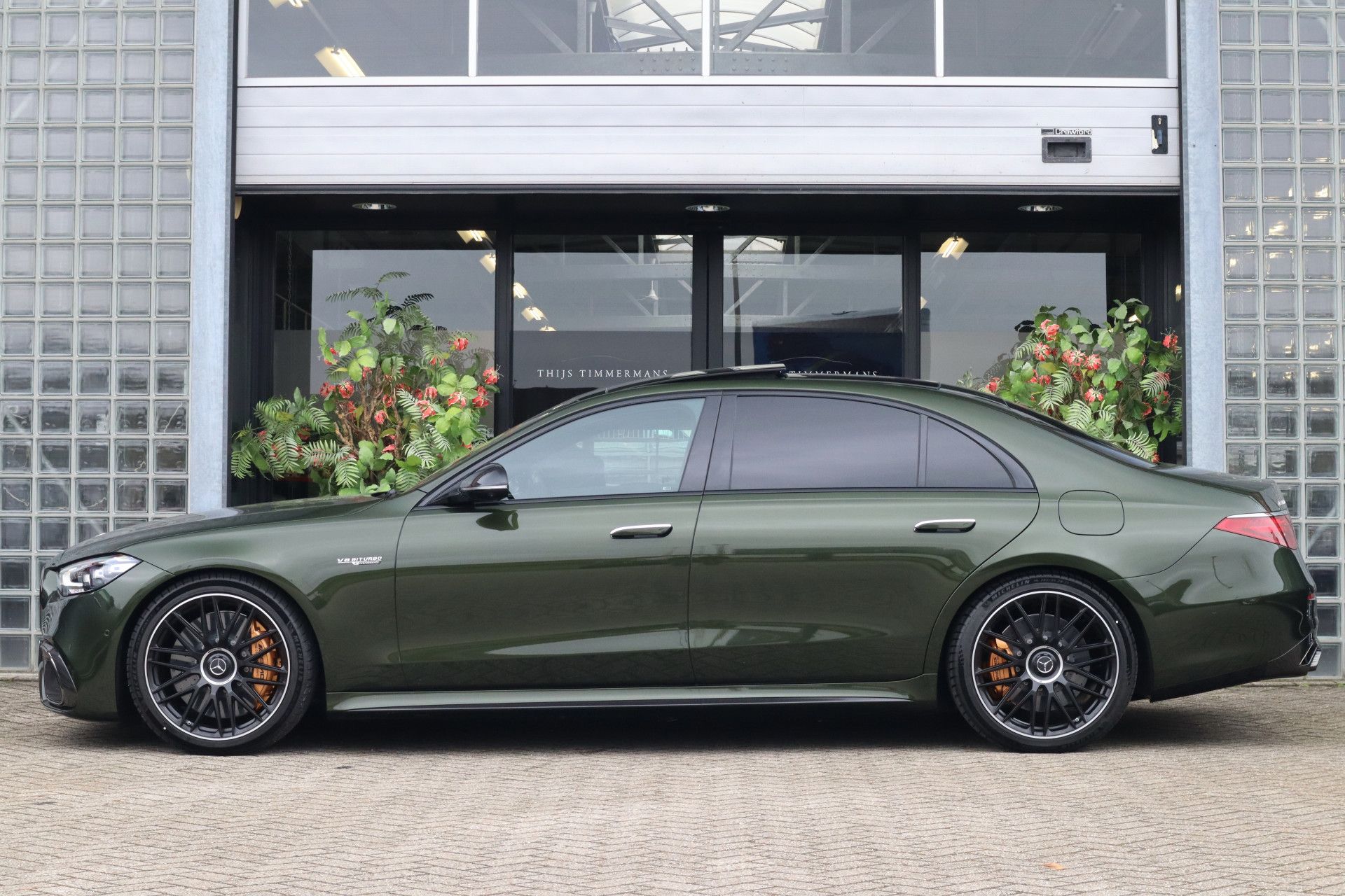 Afbeelding Mercedes-AMG S-Klasse  63 S E Performance | Keramisch, Burmester High End 4D, Carbon in/ex, Entertainment, Massage, Rij-ass. Plus pakket, Leder Exclusief, Driver's Package, Zitklima	