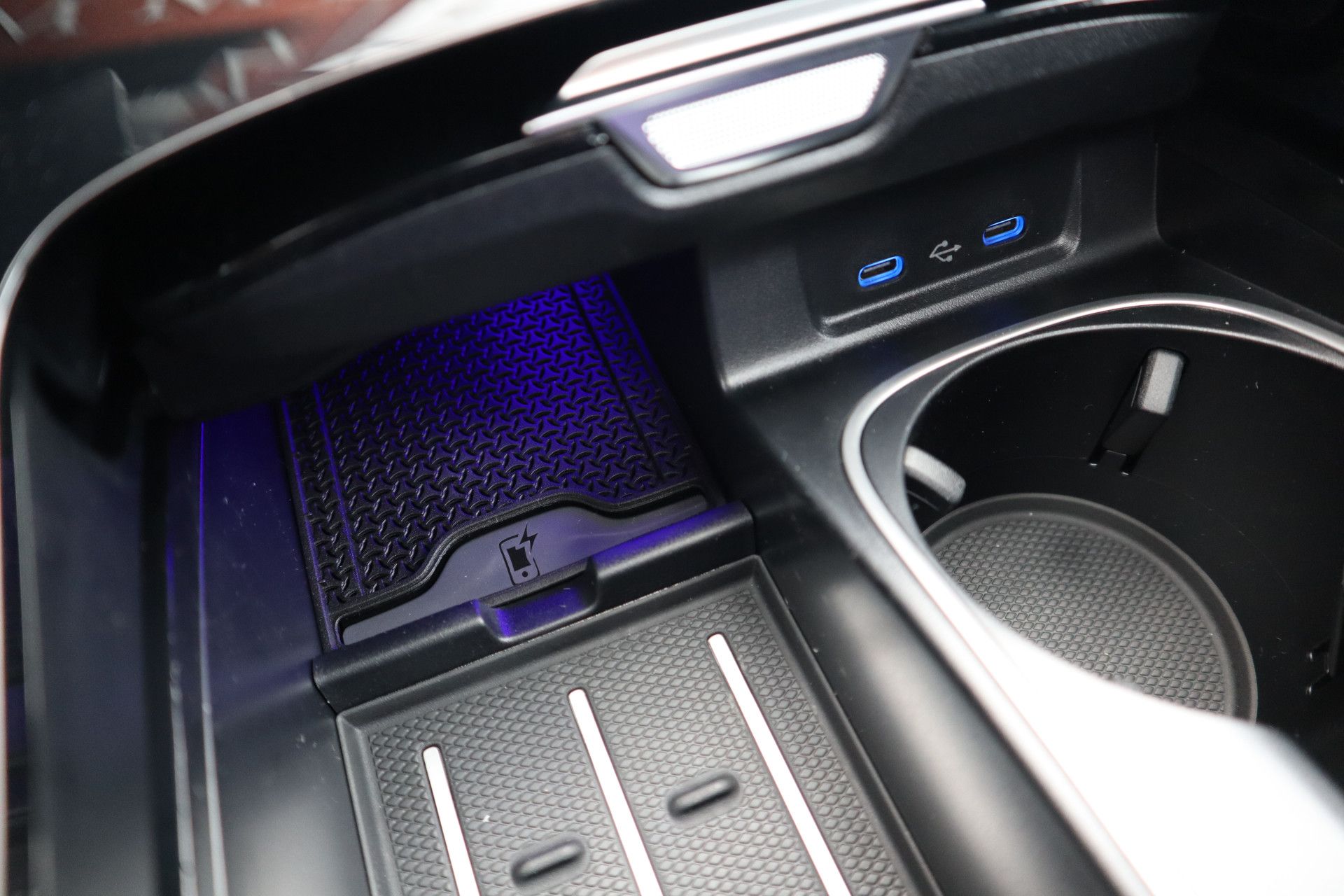 Afbeelding Mercedes-AMG S-Klasse  63 S E Performance | Keramisch, Burmester High End 4D, Carbon in/ex, Entertainment, Massage, Rij-ass. Plus pakket, Leder Exclusief, Driver's Package, Zitklima	