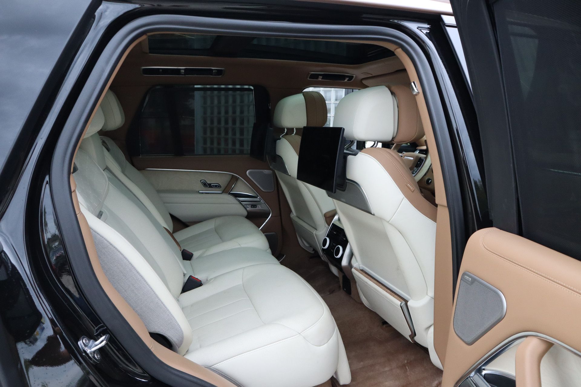 Afbeelding Land Rover Range Rover P550e SV | Meridian Signature Audio, 23
