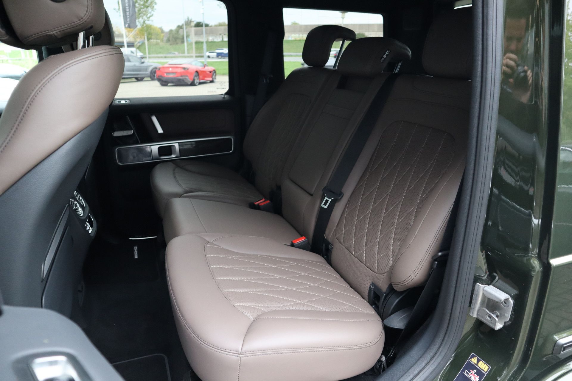Afbeelding Mercedes-AMG G-Klasse  63 | Performance-pakket, Manufaktur int., Burmester 3D, Massage, Trekhaak, Driver's Package, Zitklima, Rij-assistentie pakket