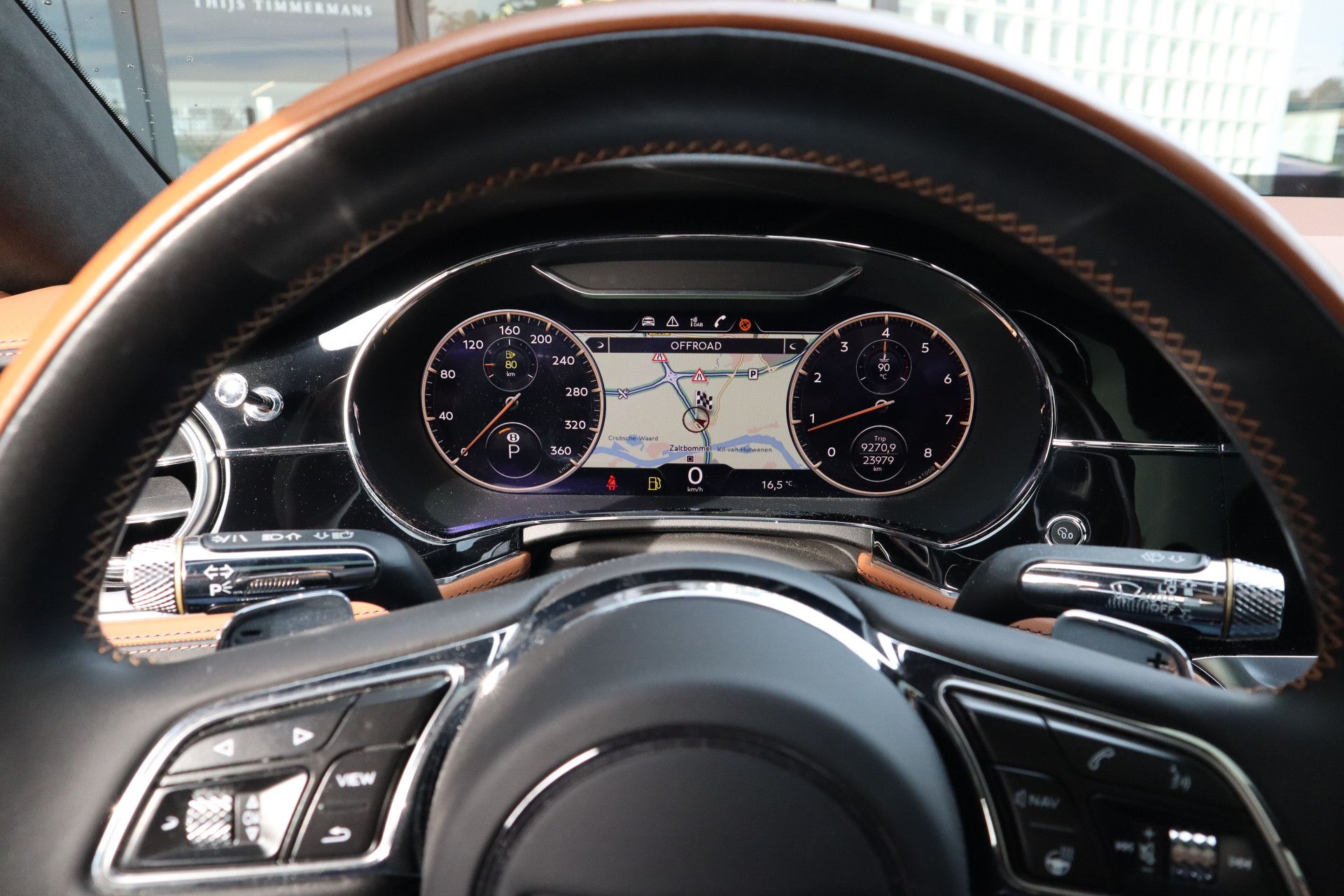 Afbeelding Bentley Flying Spur 4.0 V8 | Achterasbesturing, Massage, Nachtzicht, Pano, Zitklima, Stuurverwarming, Zonweringspakket