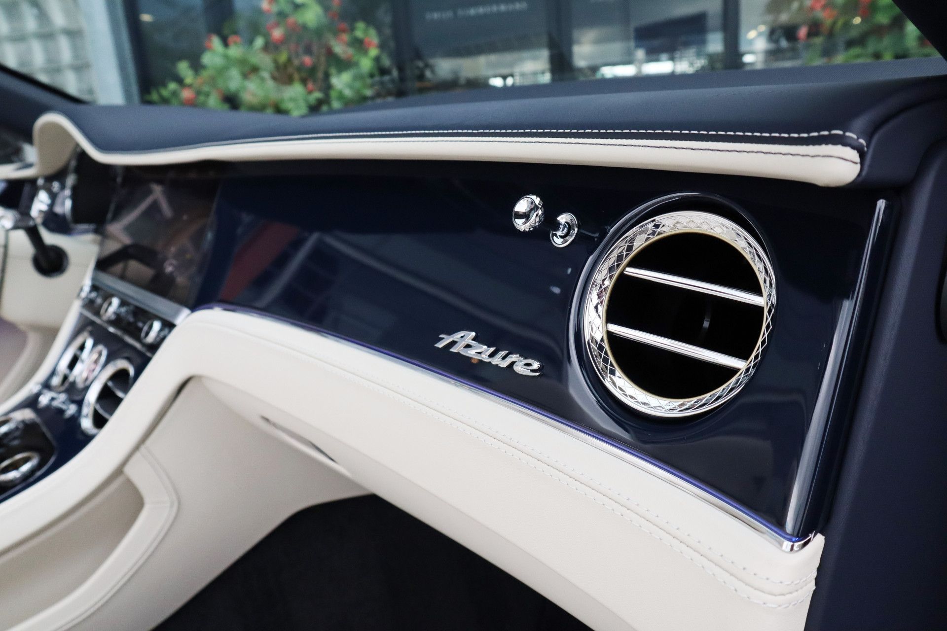 Afbeelding Bentley Continental GTC 4.0 V8 Azure | Mulliner, Naim Audio, Massage, Nachtzicht, Nekverwarming, Zitklima, Stuurverwarming