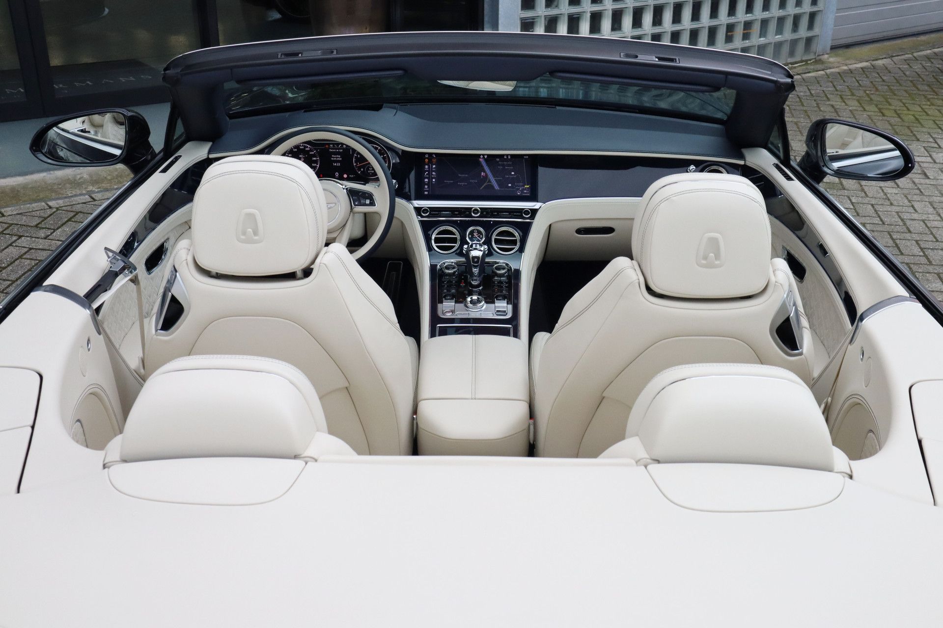 Afbeelding Bentley Continental GTC 4.0 V8 Azure | Mulliner, Naim Audio, Massage, Nachtzicht, Nekverwarming, Zitklima, Stuurverwarming