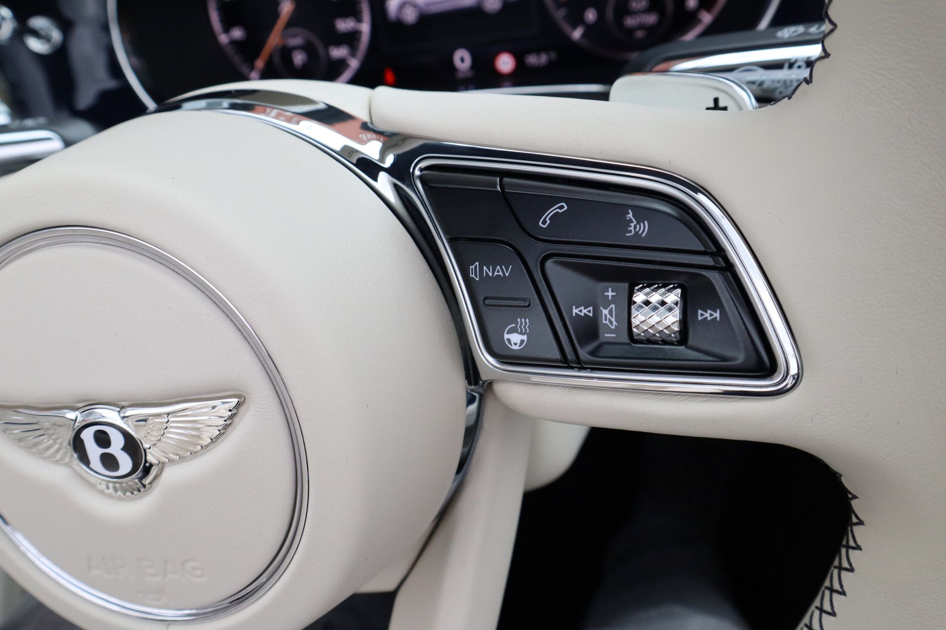 Afbeelding Bentley Continental GTC 4.0 V8 Azure | Mulliner, Naim Audio, Massage, Nachtzicht, Nekverwarming, Zitklima, Stuurverwarming