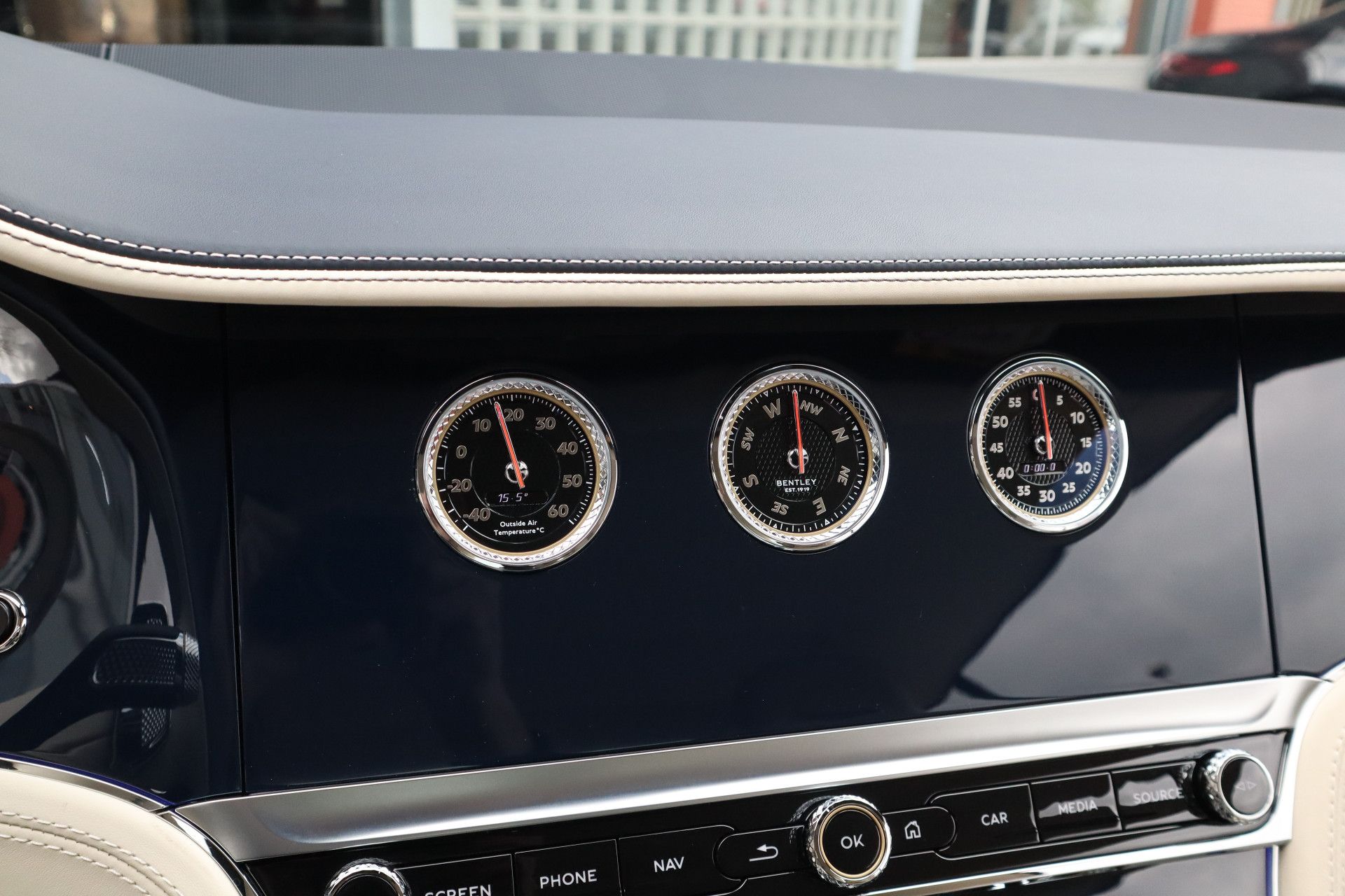 Afbeelding Bentley Continental GTC 4.0 V8 Azure | Mulliner, Naim Audio, Massage, Nachtzicht, Nekverwarming, Zitklima, Stuurverwarming