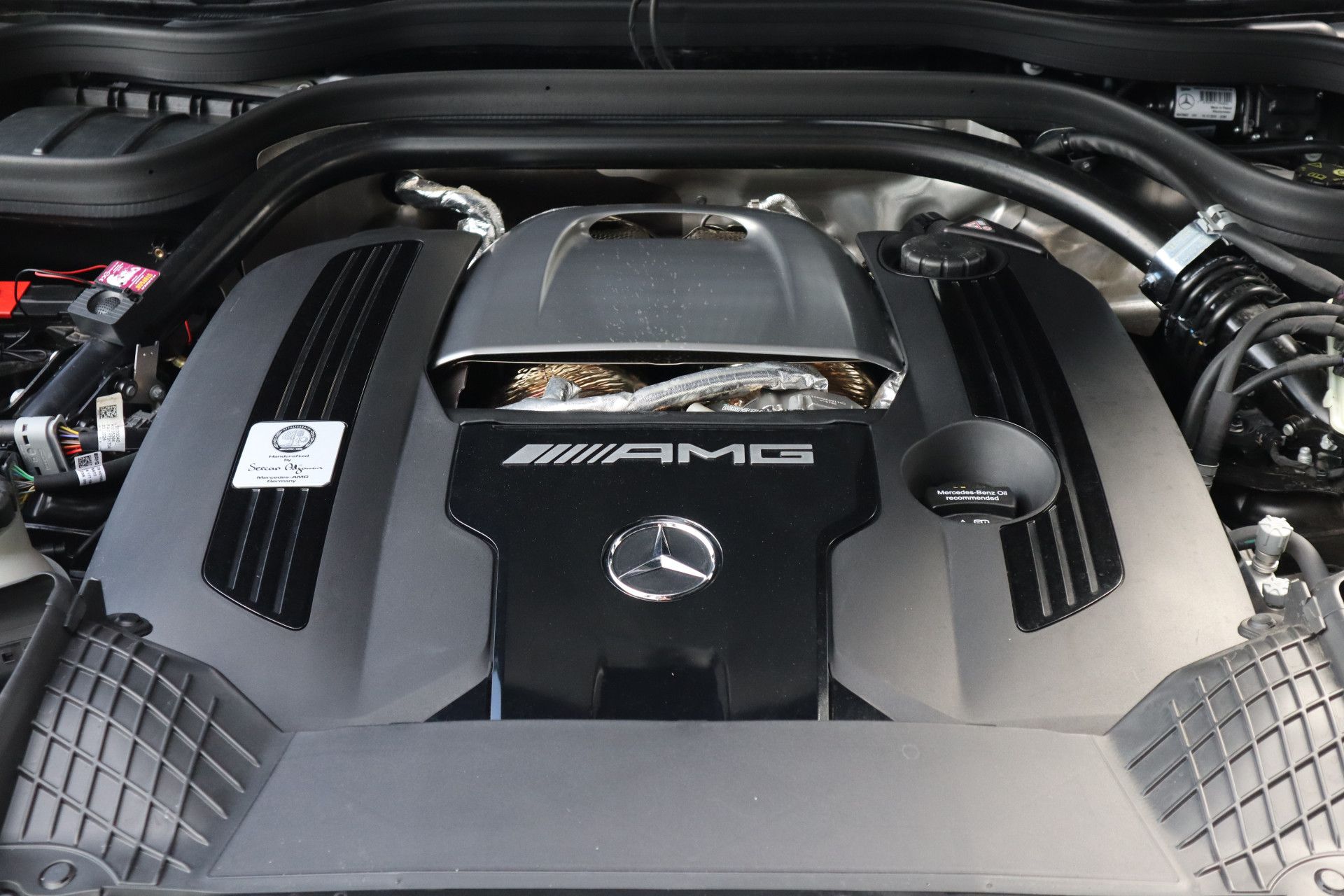 Afbeelding Mercedes-AMG G-Klasse  63 | Performance-pakket, Carbon int., Burmester 3D, Massage, Trekhaak, Keyless-go, Zitklima, Stuurverwarming