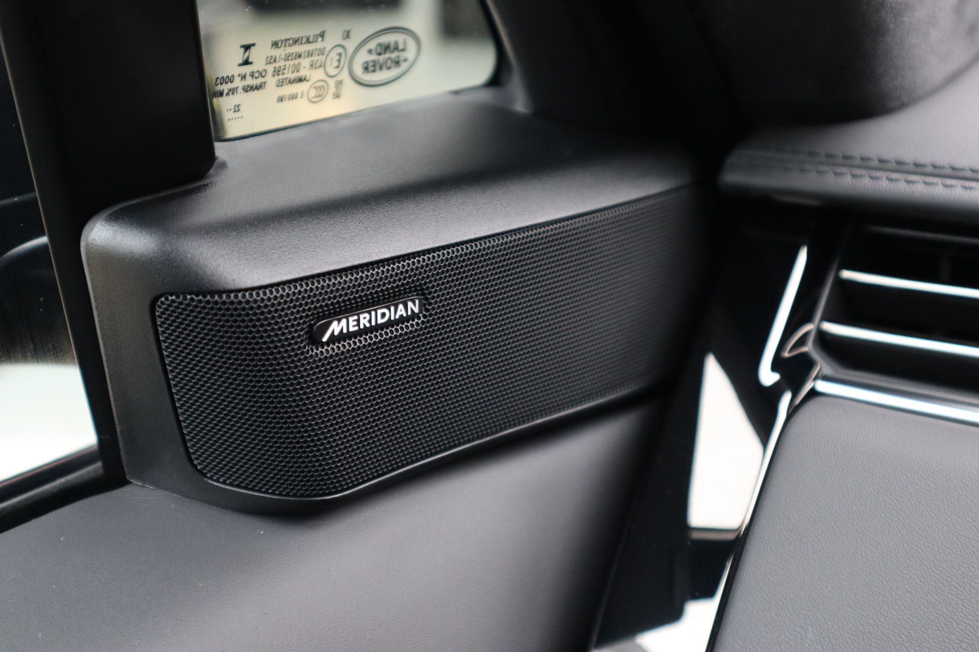 Afbeelding Land Rover Range Rover Sport 4.4 P530 First Edition | Meridian Audio, Massage, Pano, ACC, Trekhaak, Zitklima, Stuurverwarming, Zonweringspakket