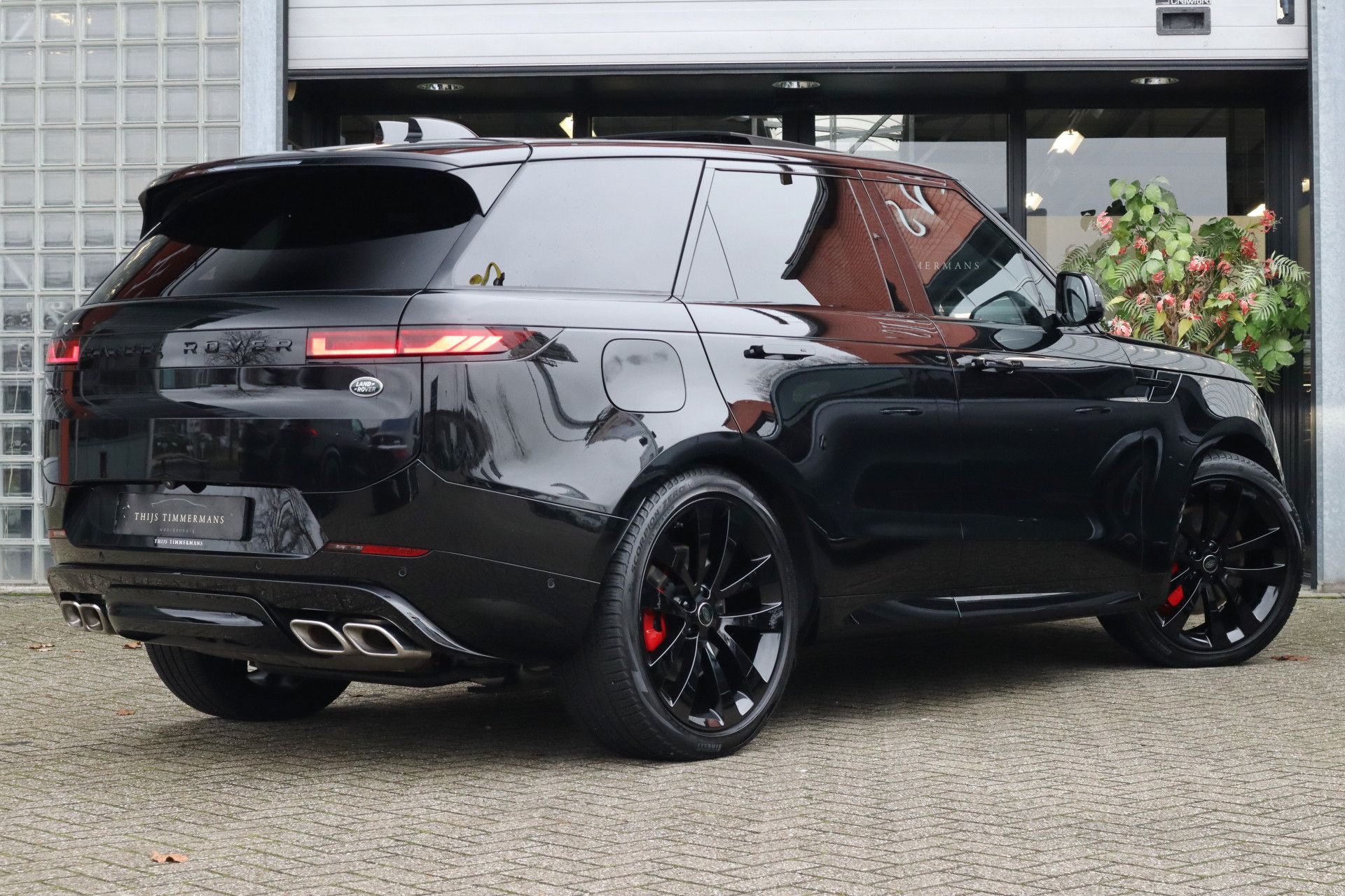 Afbeelding Land Rover Range Rover Sport 4.4 P530 First Edition | Meridian Audio, Massage, Pano, ACC, Trekhaak, Zitklima, Stuurverwarming, Zonweringspakket