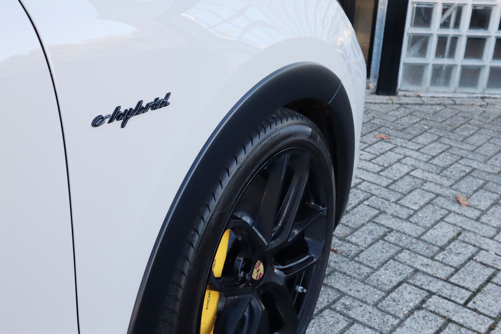 Afbeelding Porsche Cayenne Coupé 4.0 Turbo S E-Hybrid | Keramisch, Carbon, Burmester High End, Trekhaak, Sport Chrono, Drive Assist, 360°-Camera, Stoelverwarming, Stuurverwarming