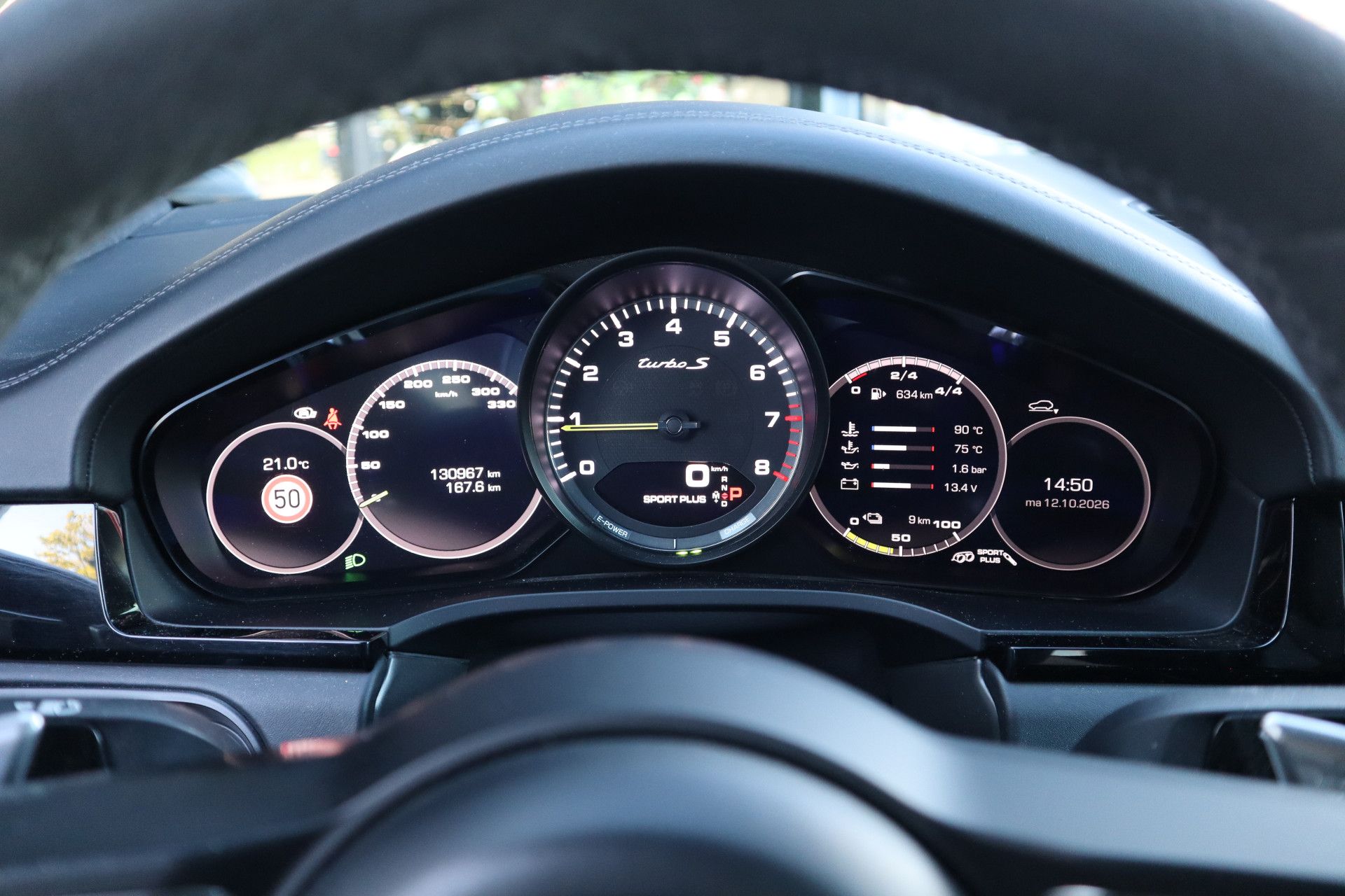 Afbeelding Porsche Cayenne Coupé 4.0 Turbo S E-Hybrid | Keramisch, Carbon, Burmester High End, Trekhaak, Sport Chrono, Drive Assist, 360°-Camera, Stoelverwarming, Stuurverwarming