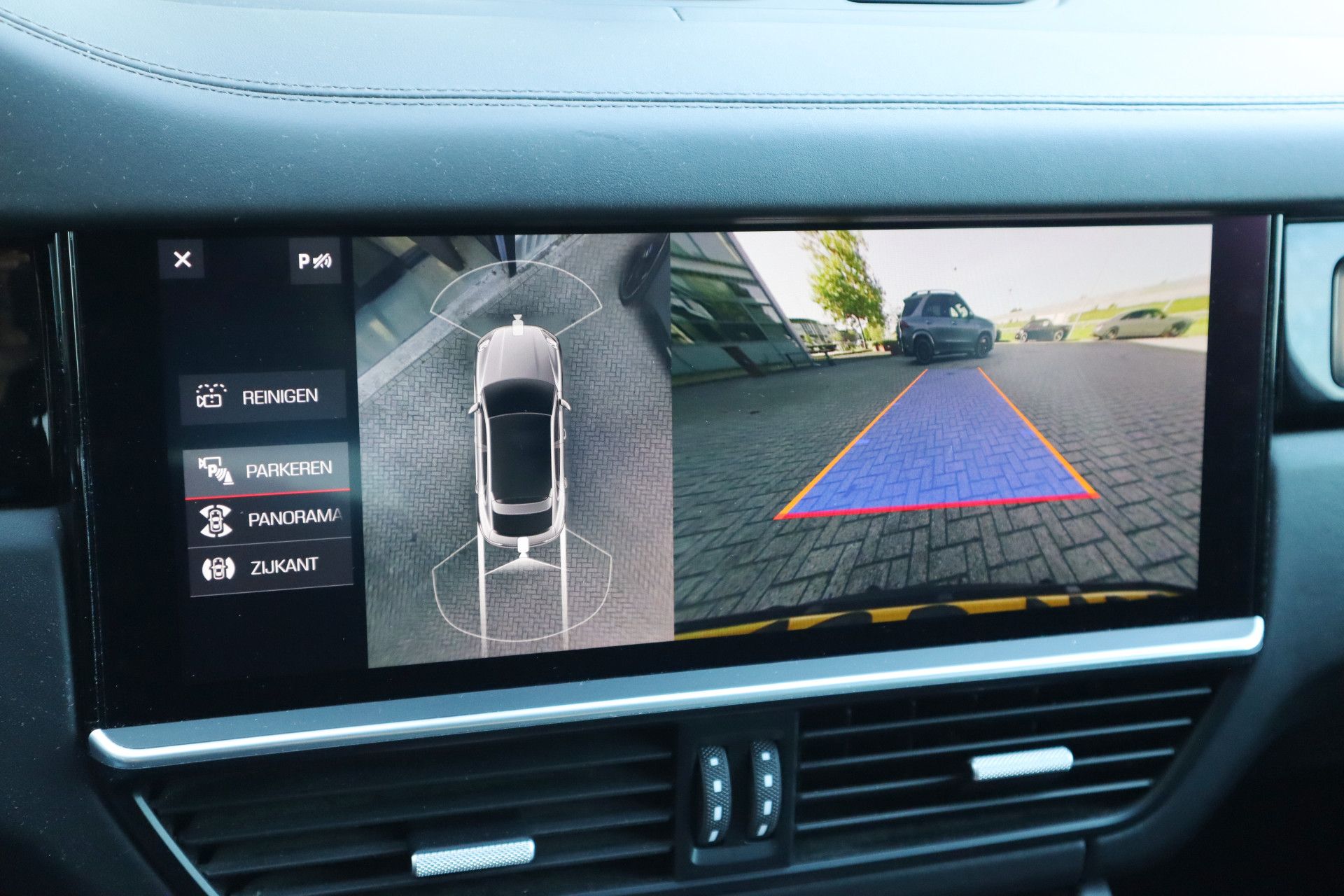 Afbeelding Porsche Cayenne Coupé 4.0 Turbo S E-Hybrid | Keramisch, Carbon, Burmester High End, Trekhaak, Sport Chrono, Drive Assist, 360°-Camera, Stoelverwarming, Stuurverwarming