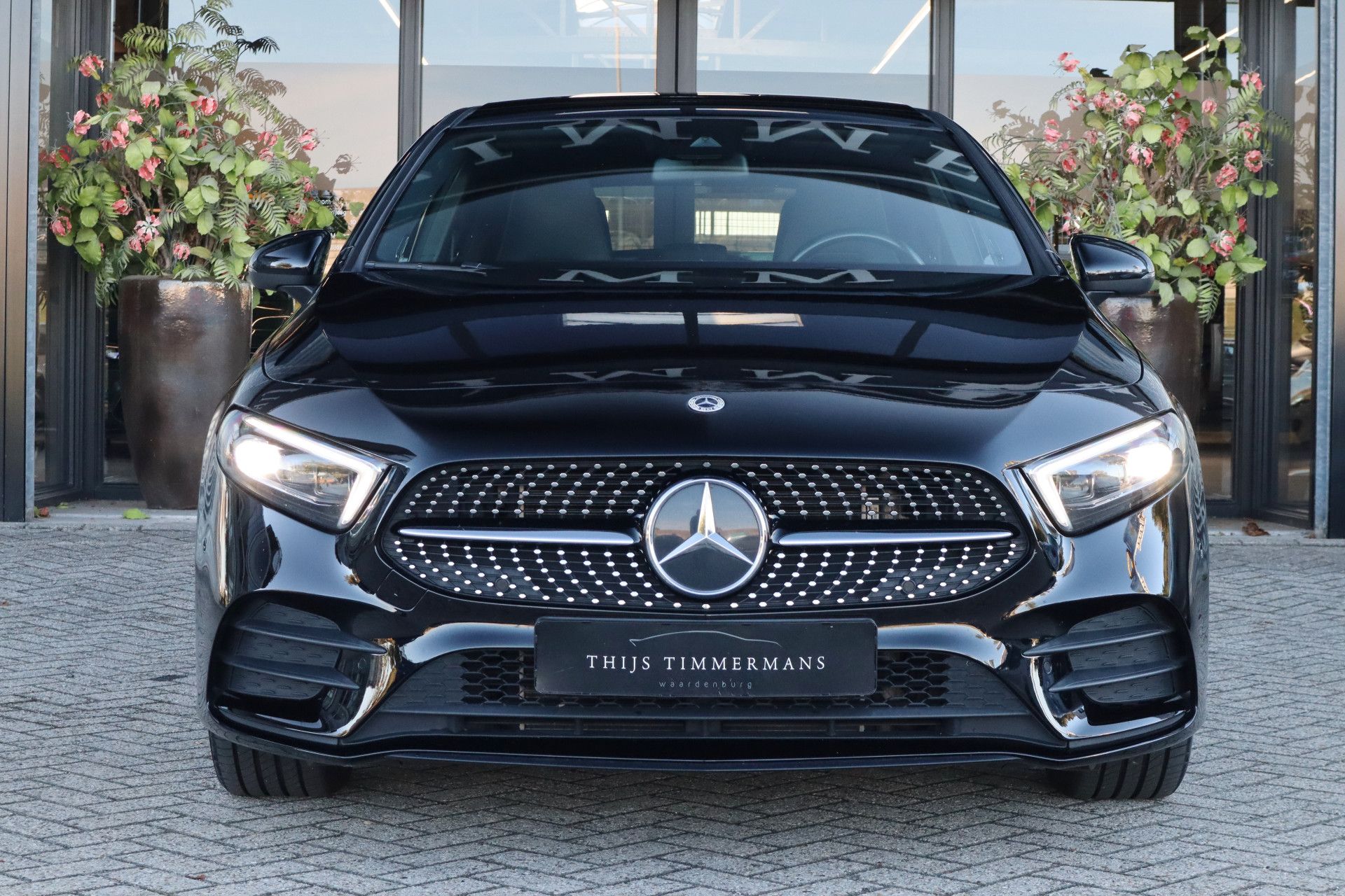 Afbeelding Mercedes-Benz A-Klasse 250 e | AMG-Line, Burmester, Panoramadak, Multibeam LED, Standkachel, Keyless-go, Stoelverwarming, Achteruitrijcamera
