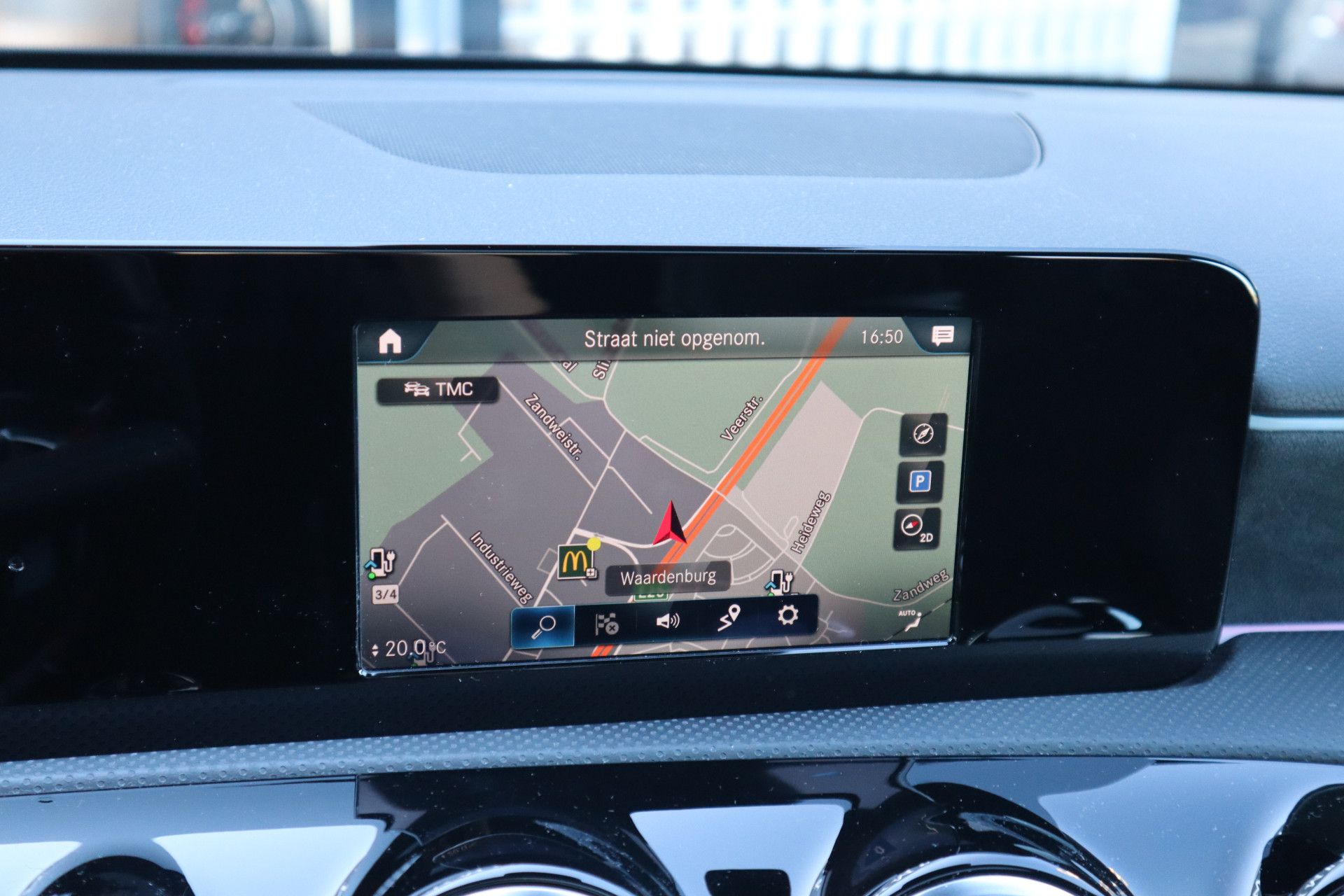Afbeelding Mercedes-Benz A-Klasse 250 e | AMG-Line, Burmester, Panoramadak, Multibeam LED, Standkachel, Keyless-go, Stoelverwarming, Achteruitrijcamera