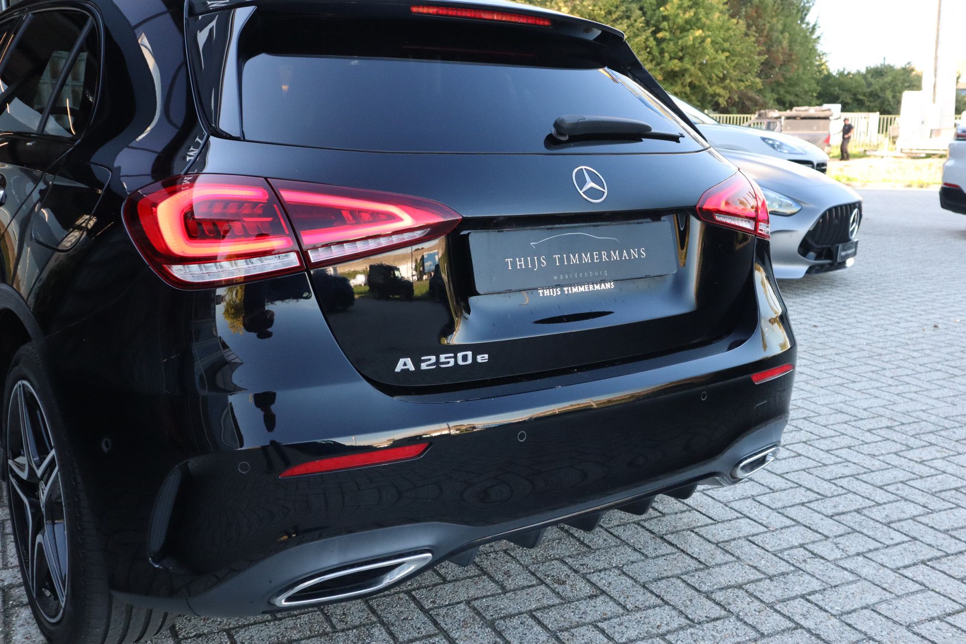 Afbeelding Mercedes-Benz A-Klasse 250 e | AMG-Line, Burmester, Panoramadak, Multibeam LED, Standkachel, Keyless-go, Stoelverwarming, Achteruitrijcamera