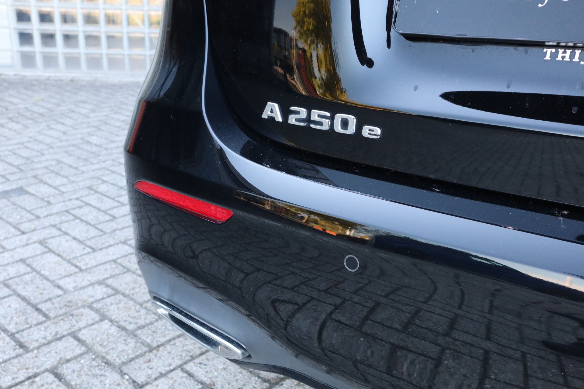 Afbeelding Mercedes-Benz A-Klasse 250 e | AMG-Line, Burmester, Panoramadak, Multibeam LED, Standkachel, Keyless-go, Stoelverwarming, Achteruitrijcamera