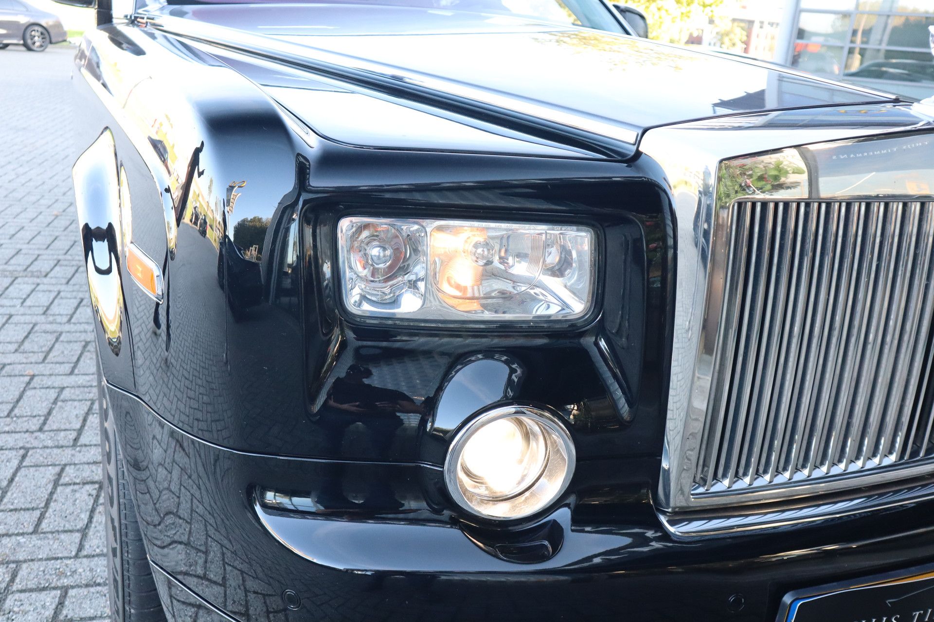 Afbeelding Rolls-Royce Phantom 6.7 V12 | Two tone, Sterrenhemel + schuifdak, Coachline, Gordijnen, Entertainment, Exicon Audio