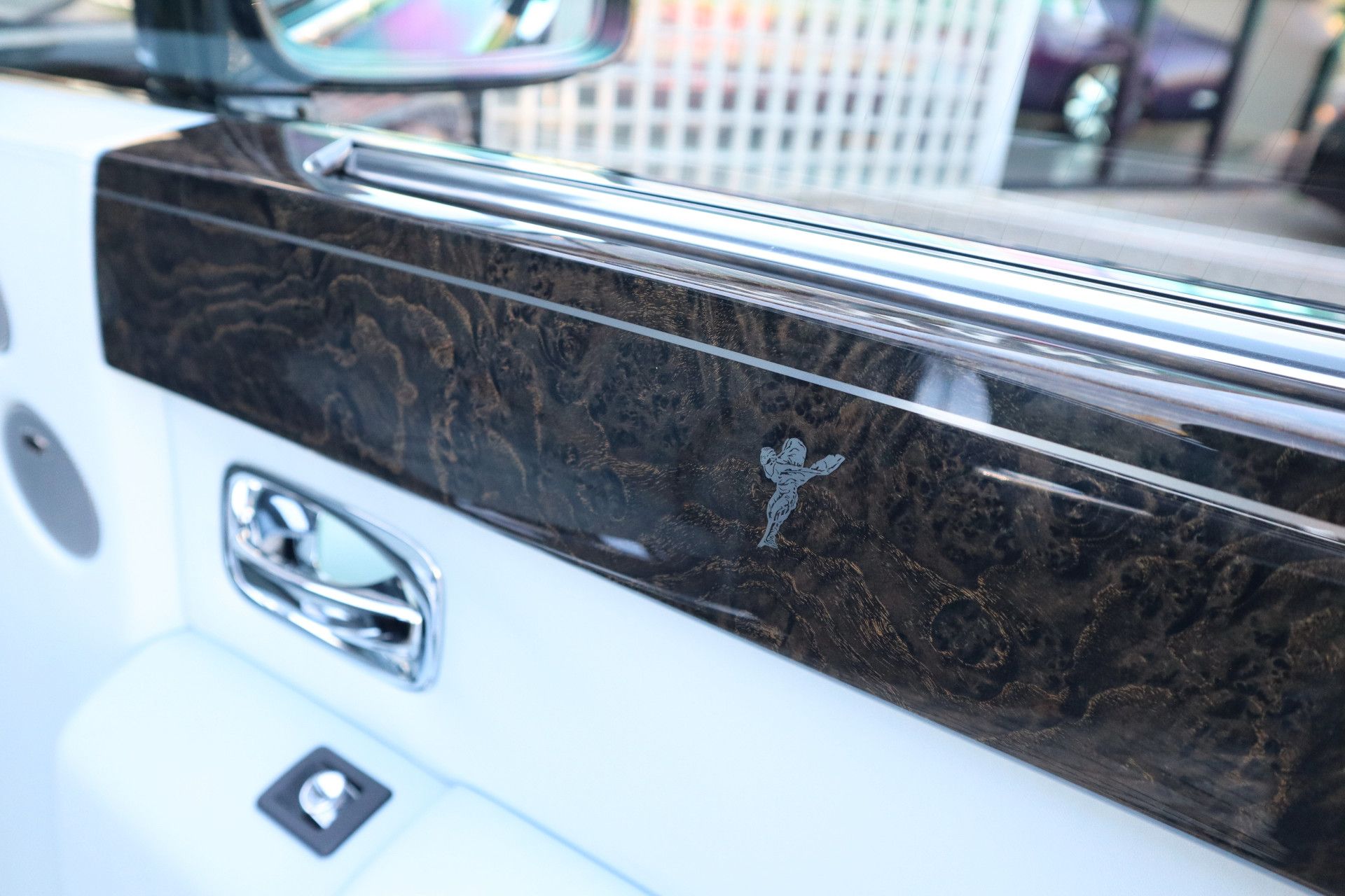 Afbeelding Rolls-Royce Phantom 6.7 V12 | Two tone, Sterrenhemel + schuifdak, Coachline, Gordijnen, Entertainment, Exicon Audio