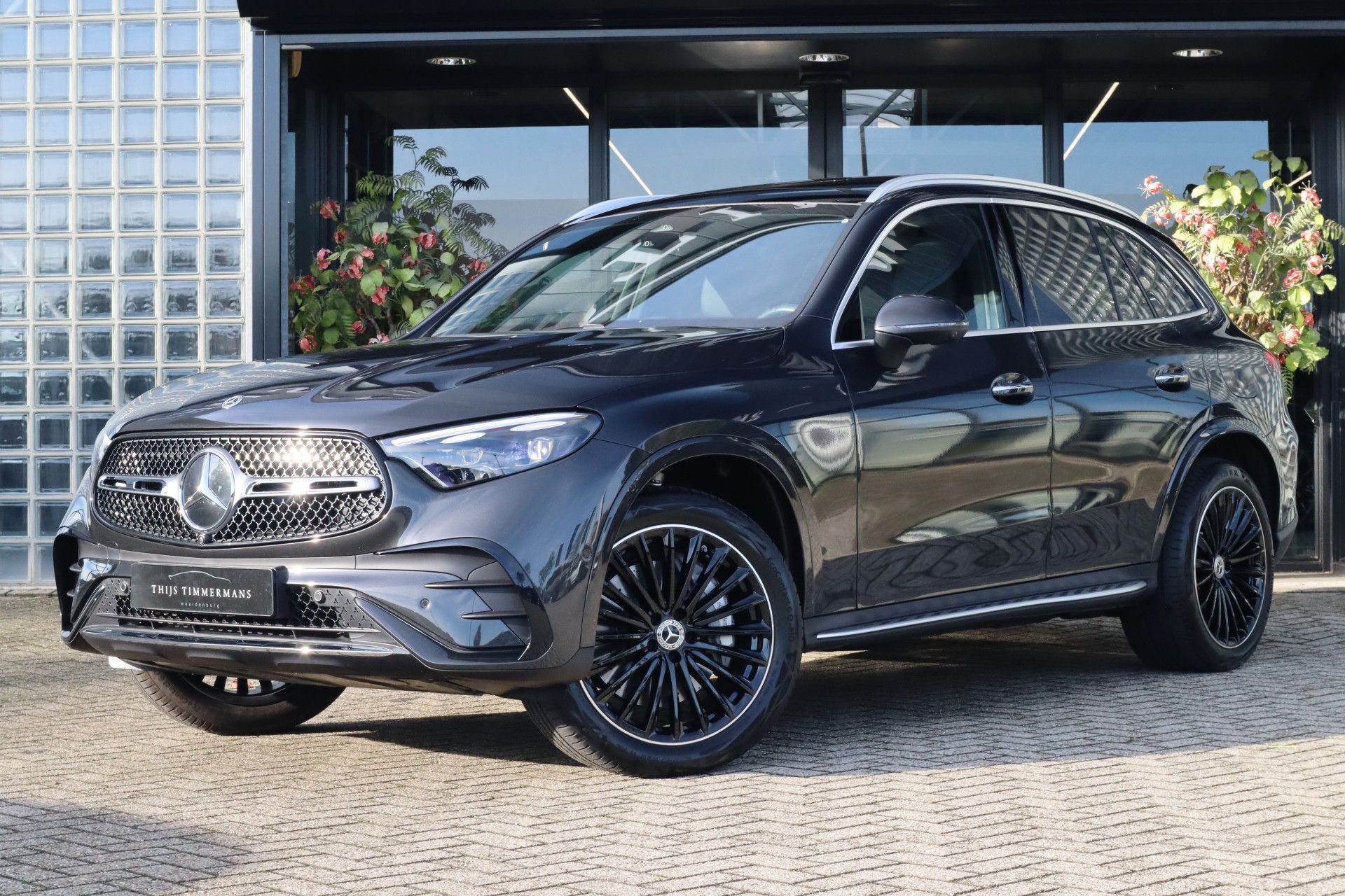Afbeelding Mercedes-Benz GLC 400 e 4MATIC | AMG-Line, Massage, Burmester, Pano, Trekhaak, Memory, Zitklima, Stuurverwarming, Digital Light