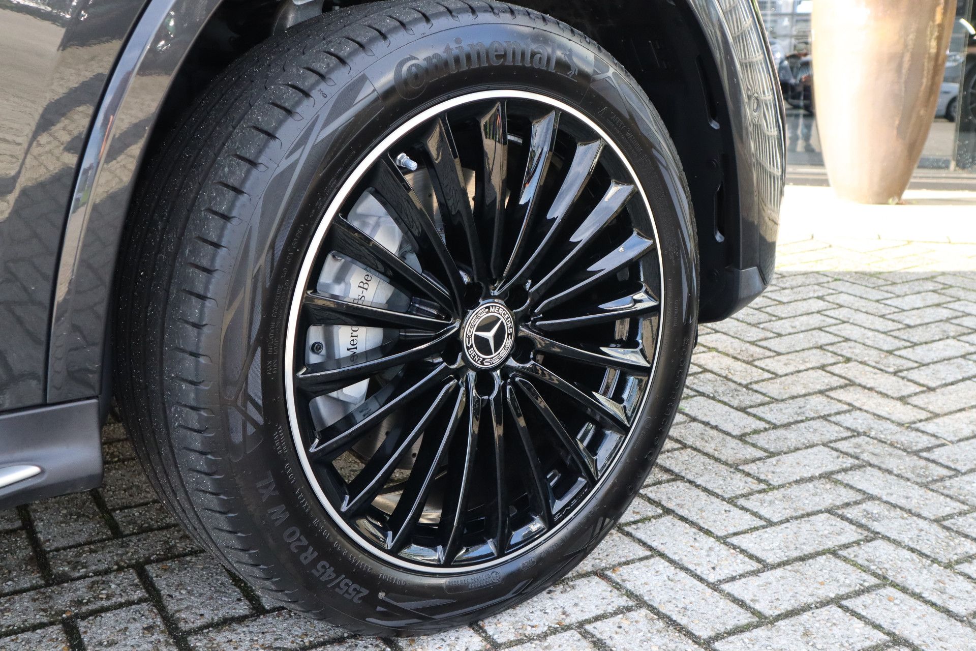 Afbeelding Mercedes-Benz GLC 400 e 4MATIC | AMG-Line, Massage, Burmester, Pano, Trekhaak, Memory, Zitklima, Stuurverwarming, Digital Light