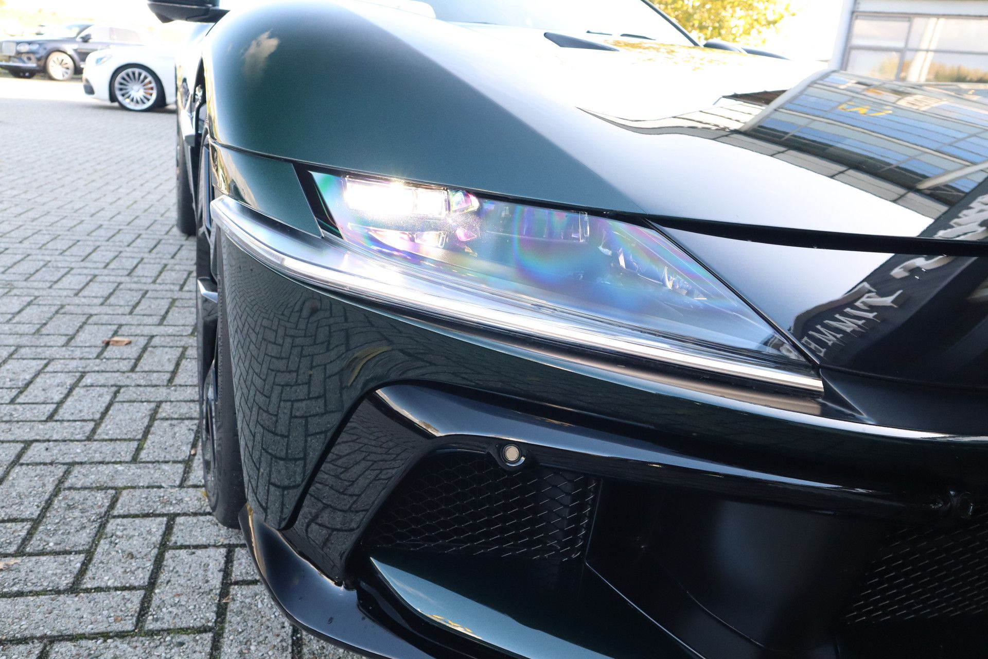 Afbeelding Ferrari 12Cilindri 6.5 V12 | Airbrushed Shields, Passenger display, Lift, Elektrisch verst. Daytona stoelen, ACC, Stoelverwarming, 360°Camera, Apple Carplay, Verde Zeltweg