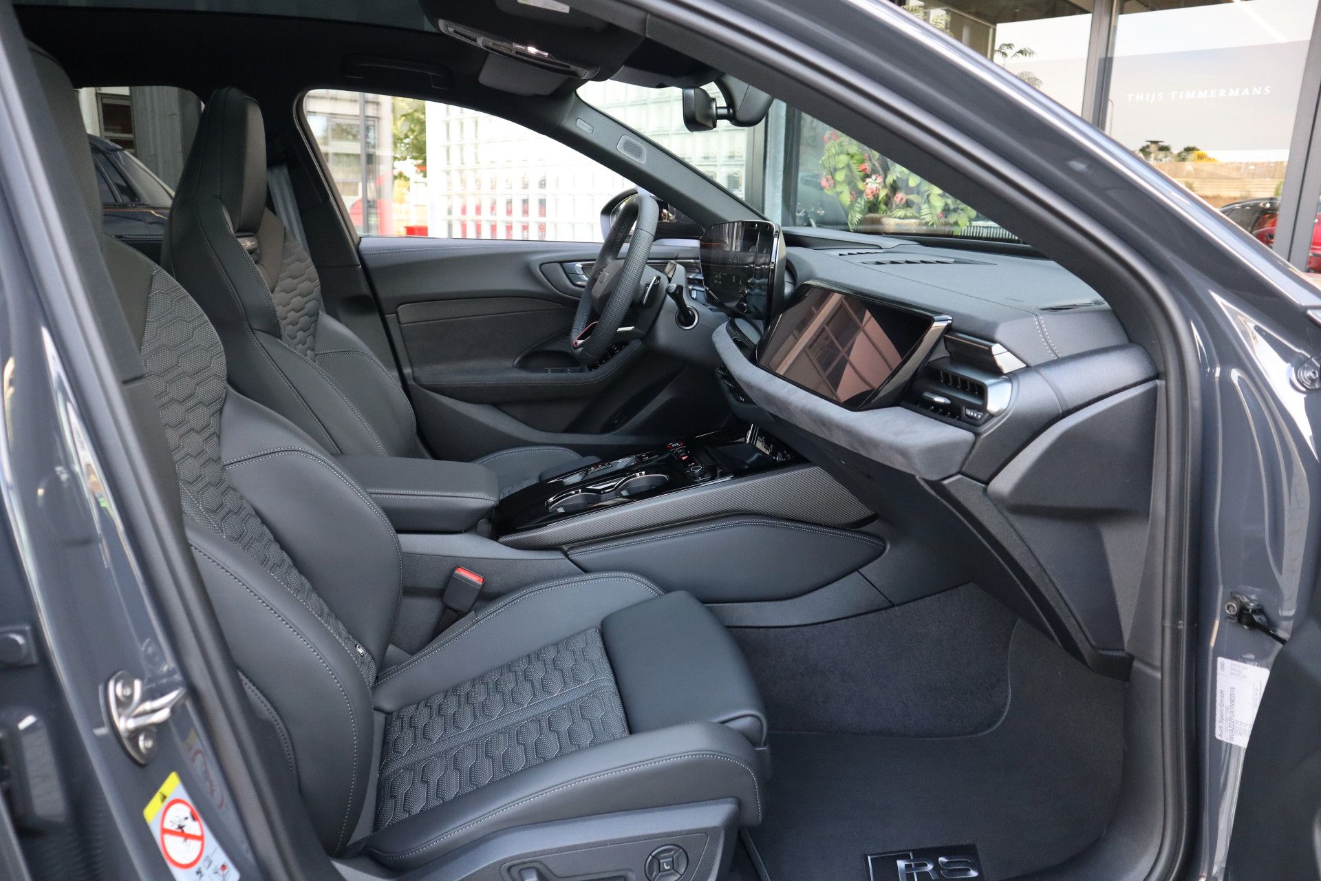 Afbeelding Audi RS5 Avant e-hybrid quattro | Keramisch, Carbon in/ex, Sport pakket, Massage, Panoramadak, Bang&Olufsen, Zonnerollo's, Trekhaak