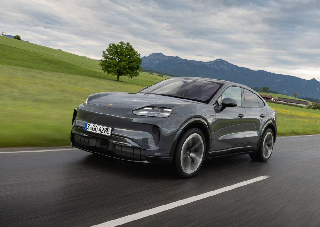 Porsche-Cayenne_Coupe_